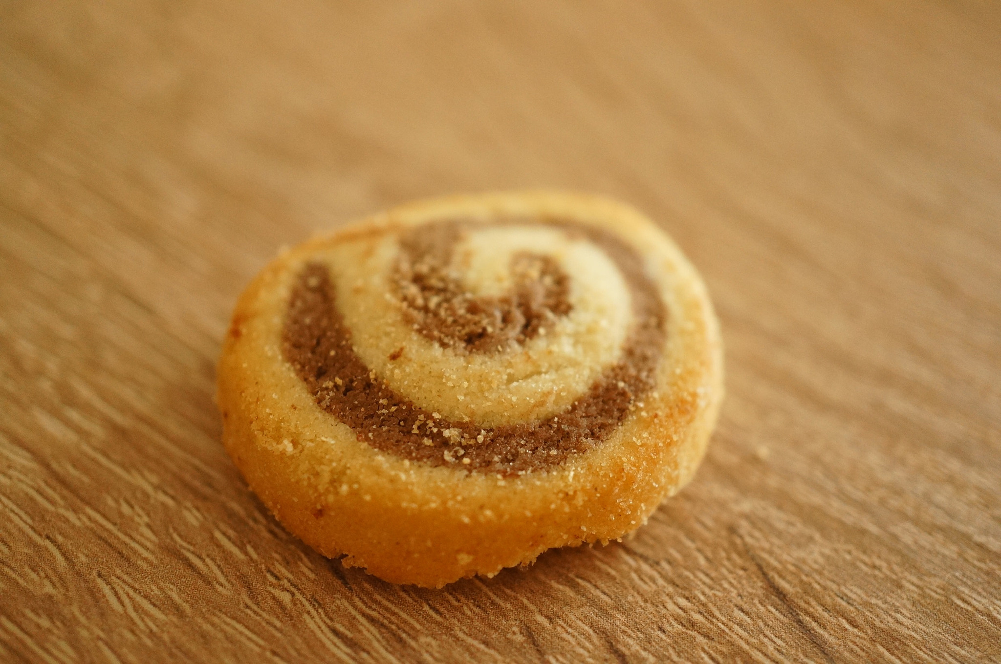 Sony Alpha NEX-5N + Sony E 30mm F3.5 Macro sample photo. Spiral cookie photography