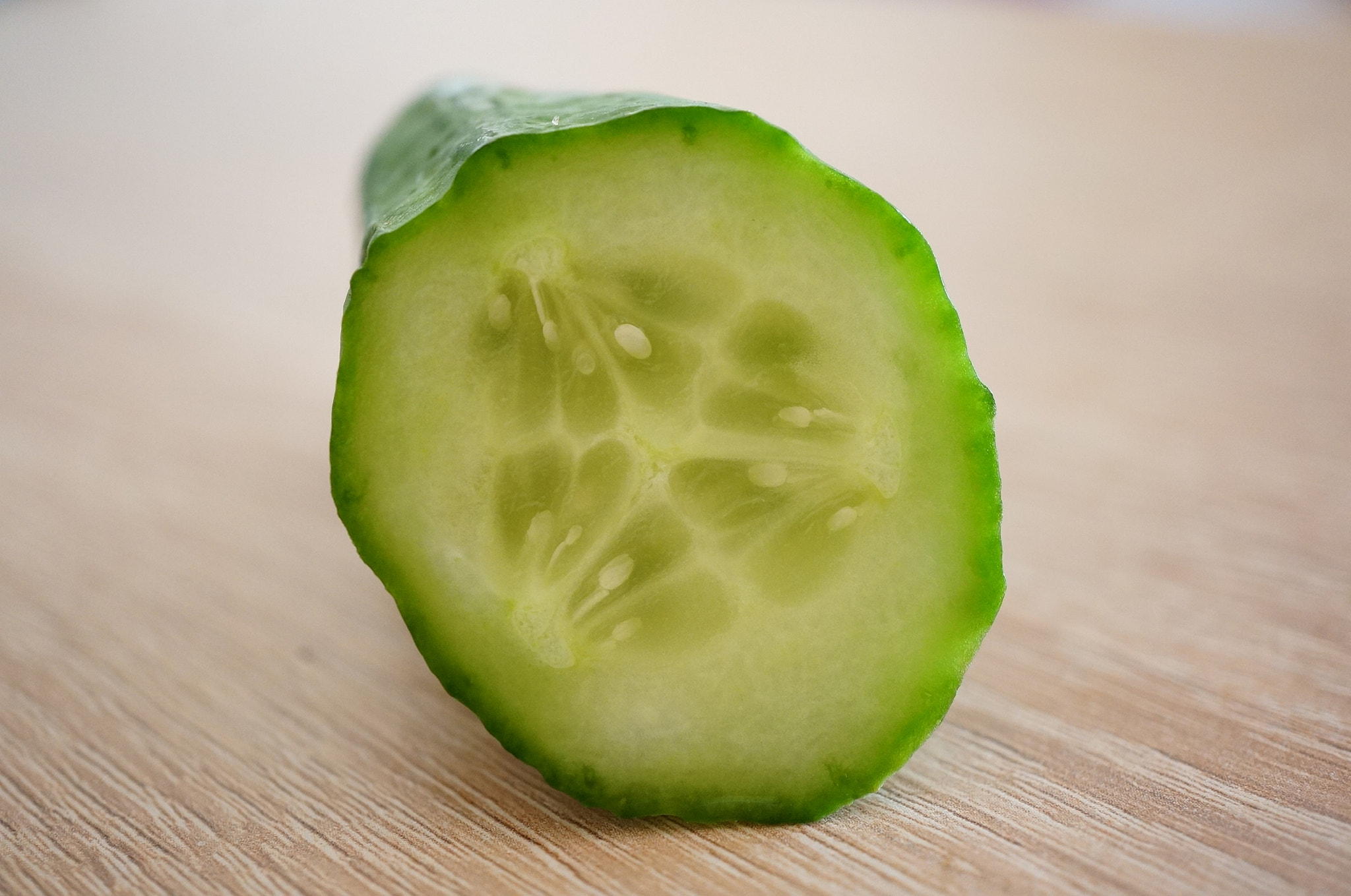 Sony Alpha NEX-5N + Sony E 30mm F3.5 Macro sample photo. Fresh cucumber photography