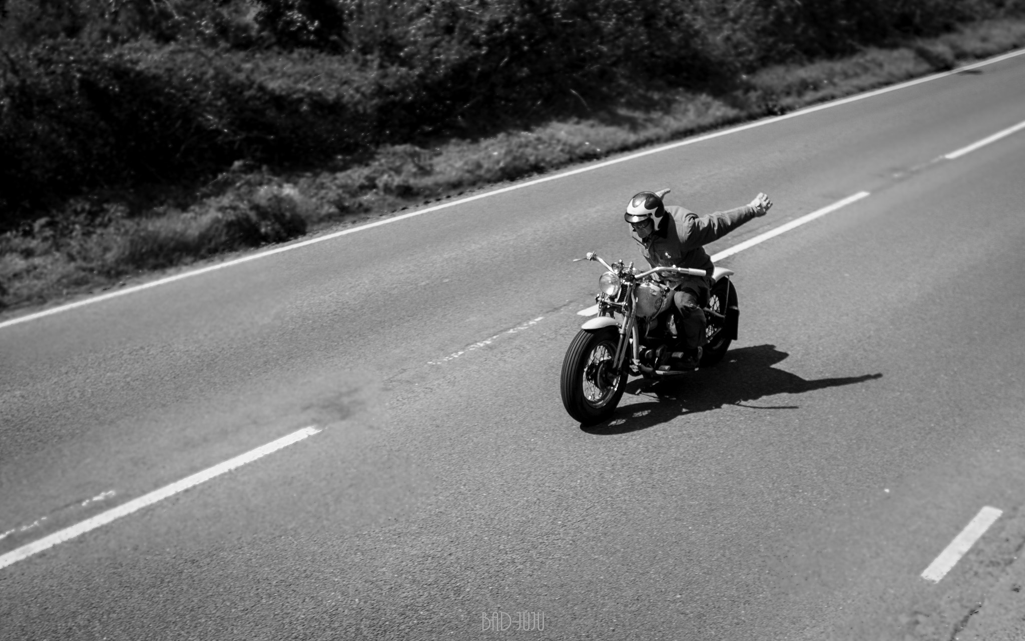 Sigma 28mm f/1.8 DG Macro EX sample photo. The harley glide photography