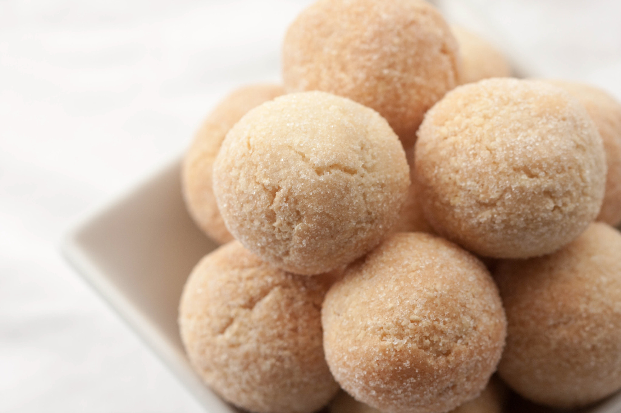 Canon EOS 40D + Canon EF 100mm F2.8 Macro USM sample photo. Cookies dolci bakeshop ottawa photography