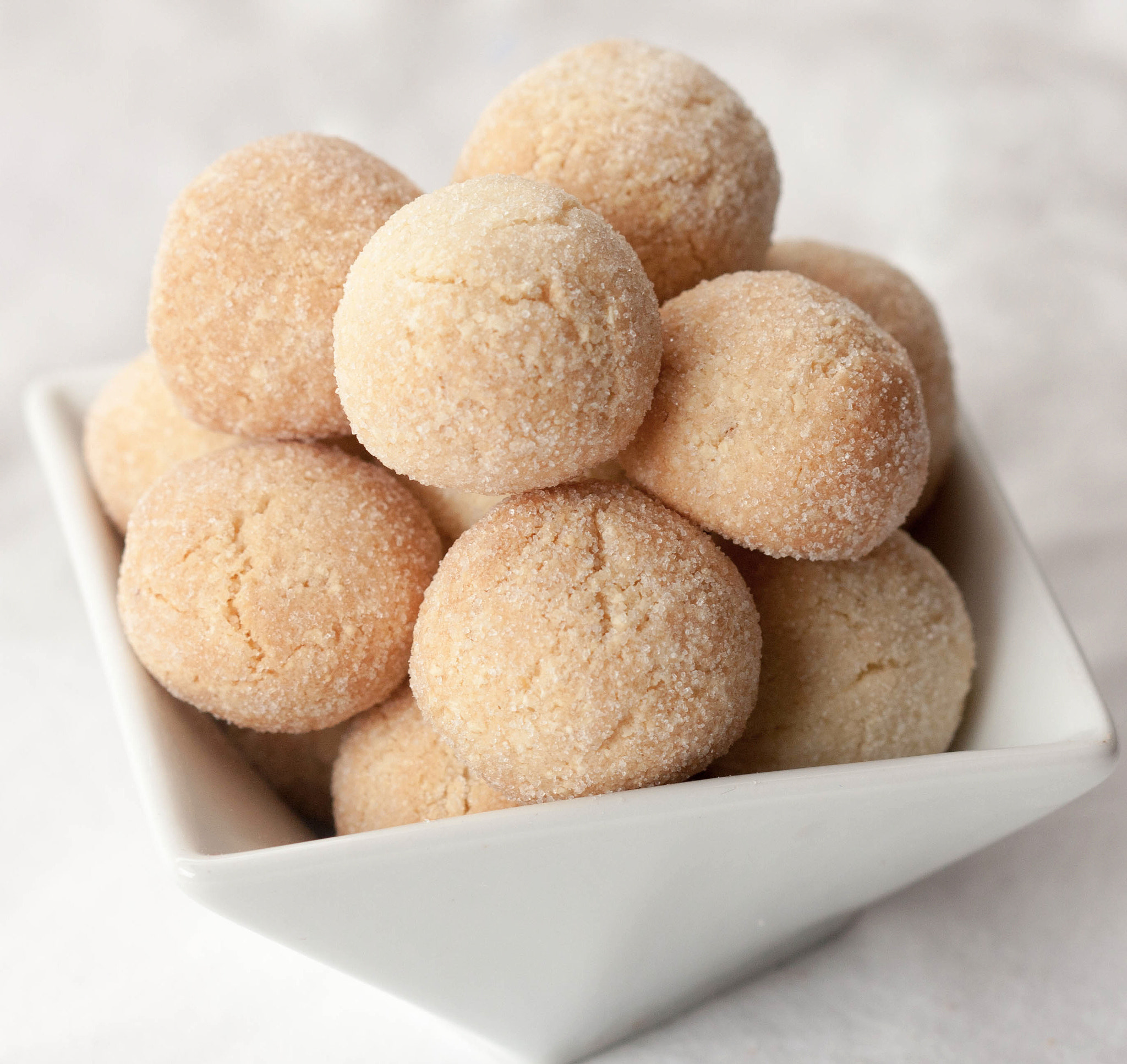 Canon EOS 40D + Canon EF 100mm F2.8 Macro USM sample photo. Cookies dolci bakeshop ottawa photography