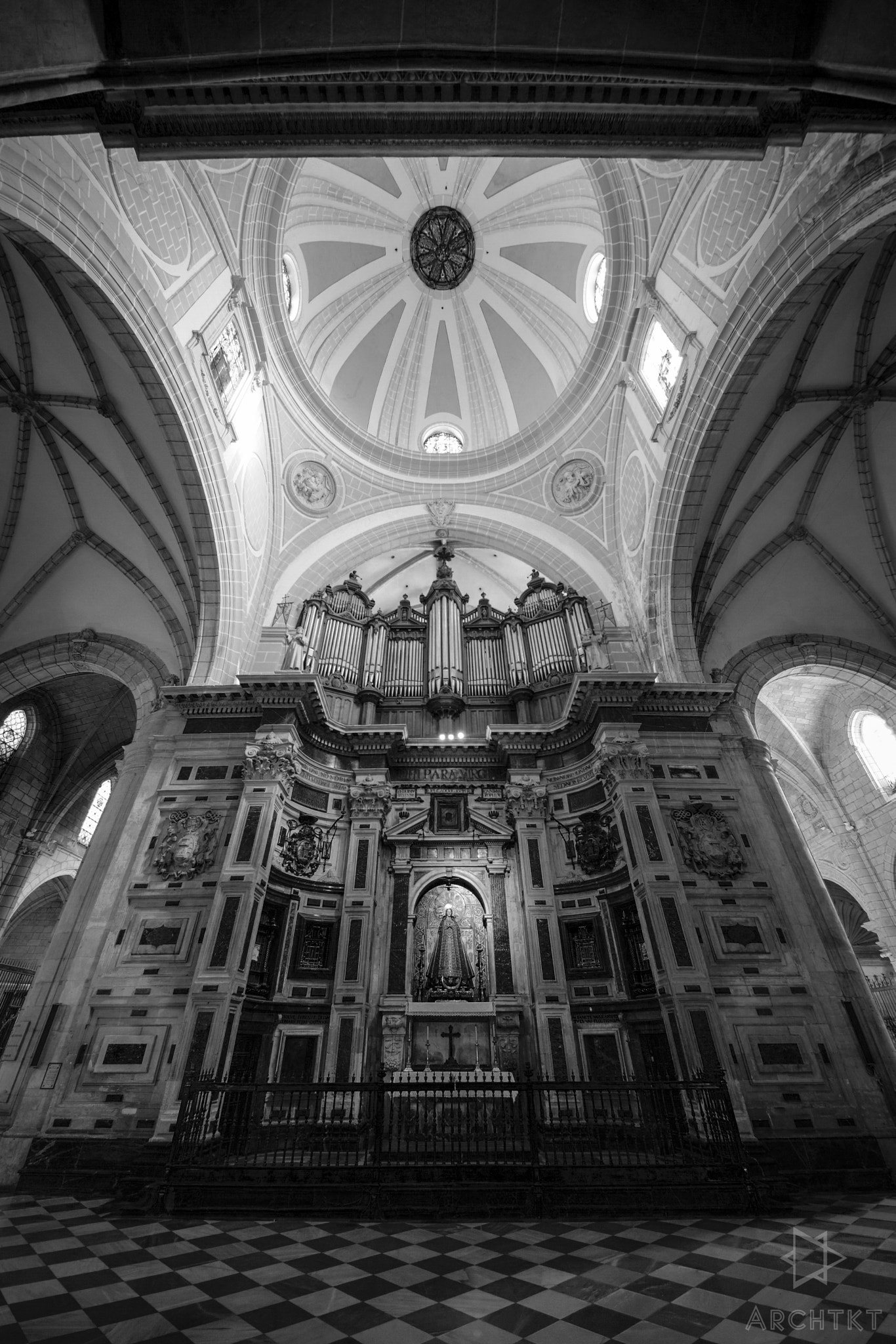 Sigma 8-16mm F4.5-5.6 DC HSM sample photo. Cathedral of murcia photography