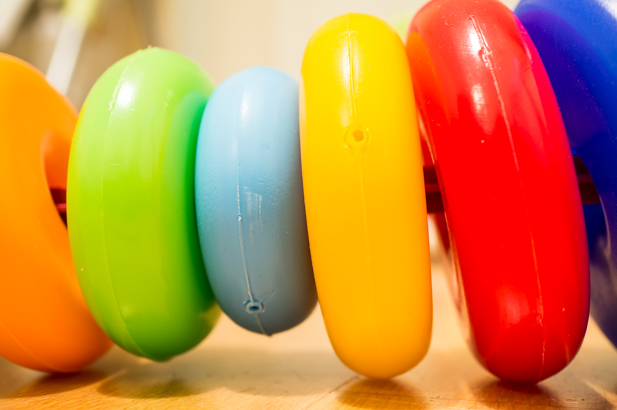 Sony Alpha NEX-6 + Sony E 30mm F3.5 Macro sample photo. Plastic rings photography