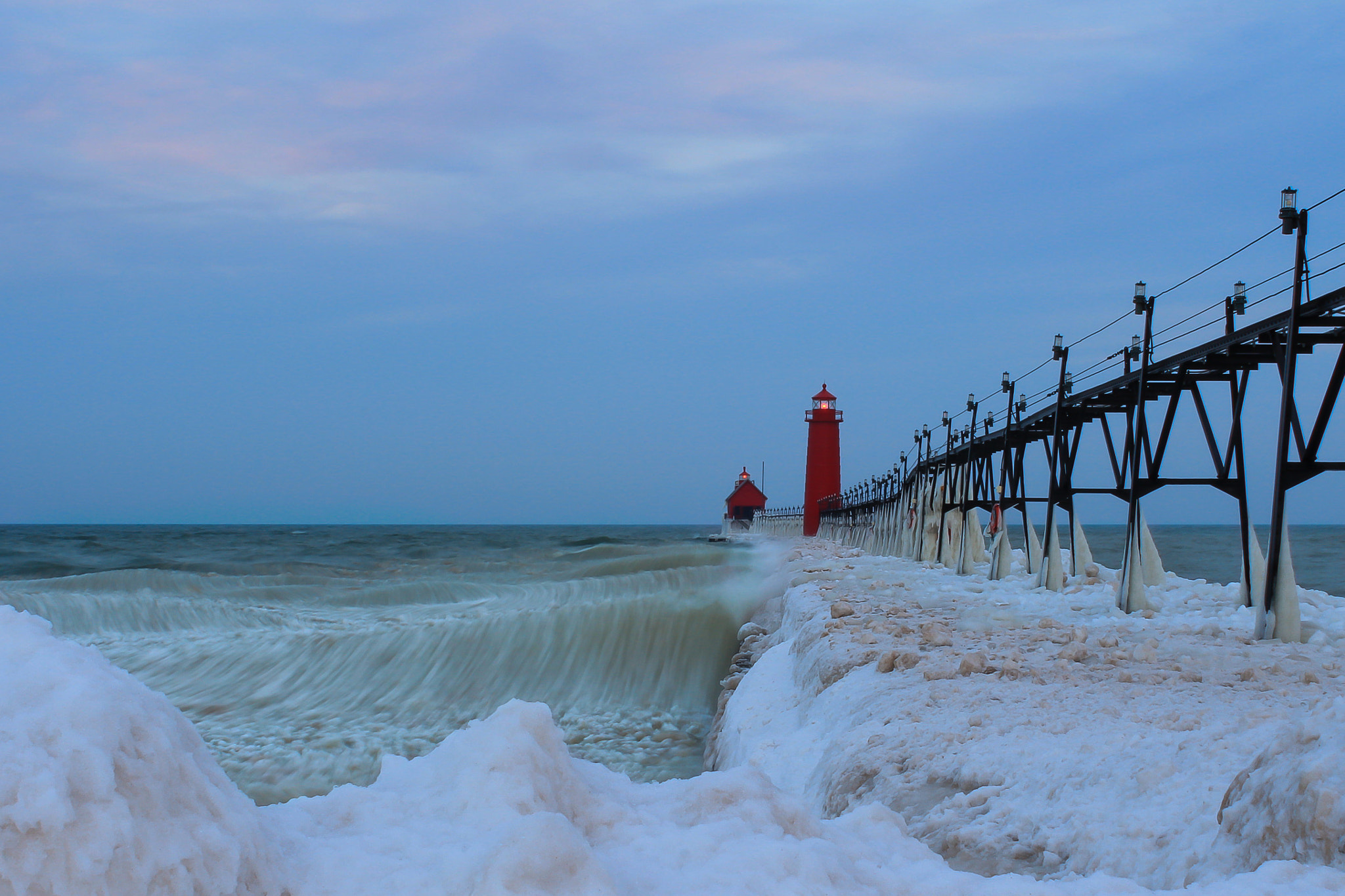 Canon EF 28mm F1.8 USM sample photo. Frozen waves photography
