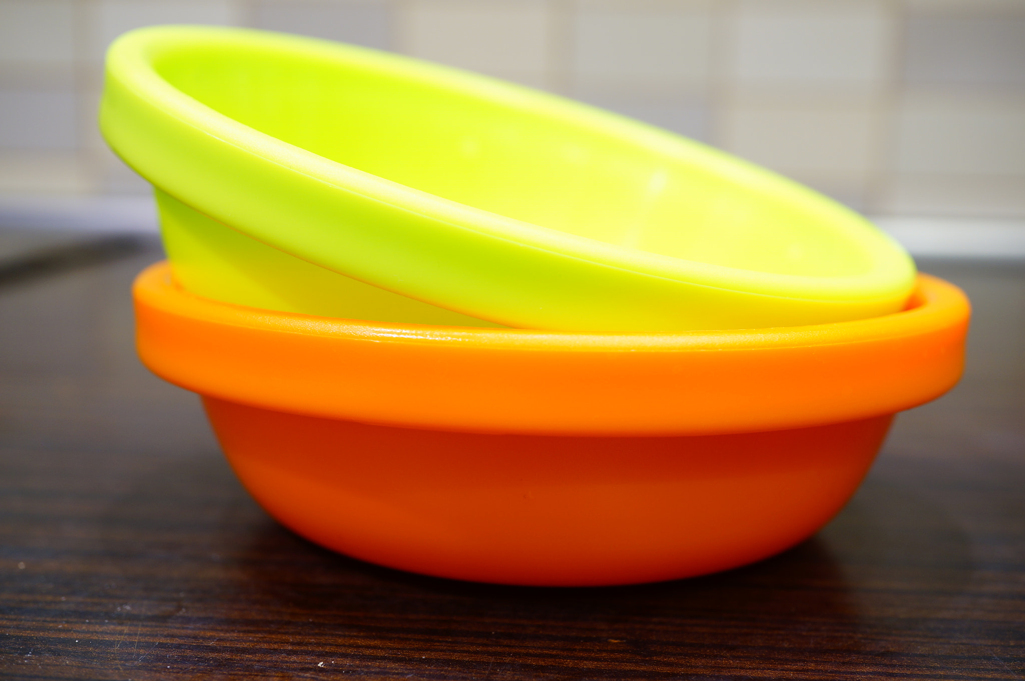 Sony Alpha NEX-6 + Sony E 30mm F3.5 Macro sample photo. Stacked bowls photography