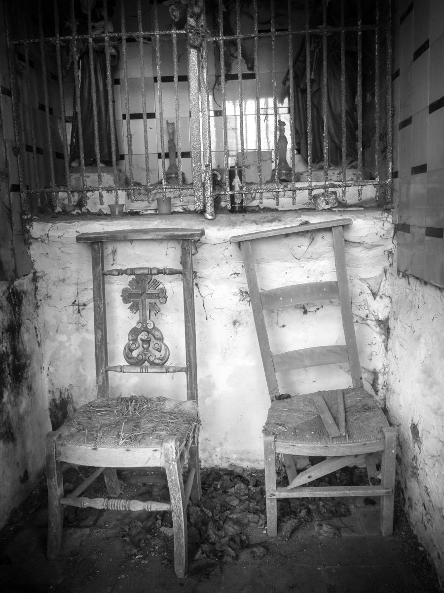 Olympus M.Zuiko Digital ED 14-42mm F3.5-5.6 sample photo. Abandoned chapel photography