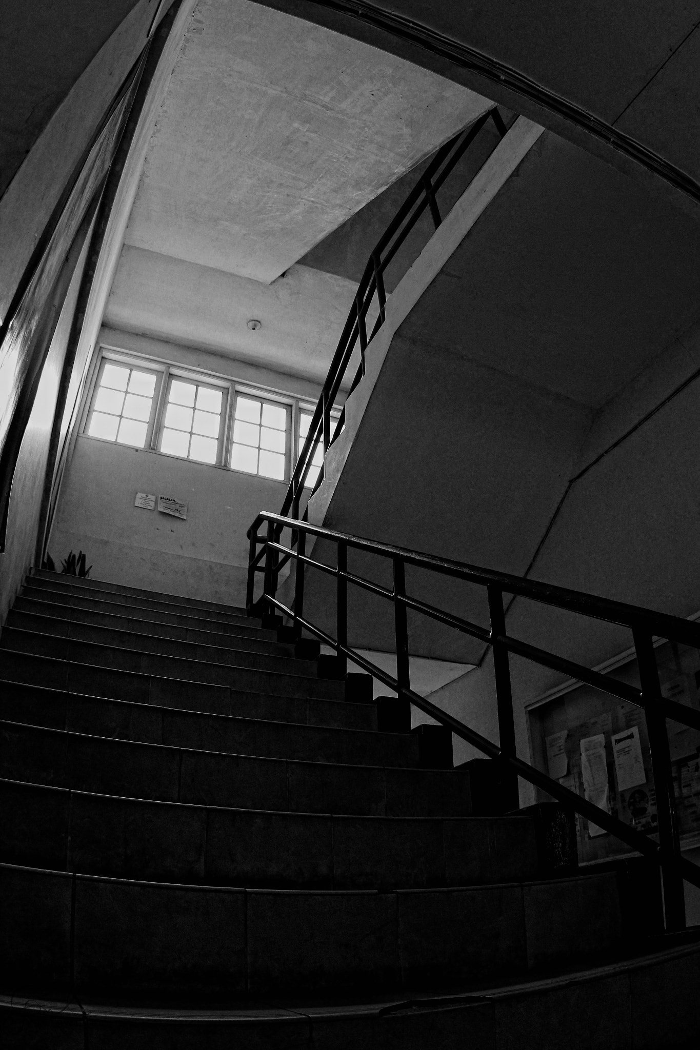 Canon EOS 60D + Canon EF 15mm F2.8 Fisheye sample photo. Down stairs photography