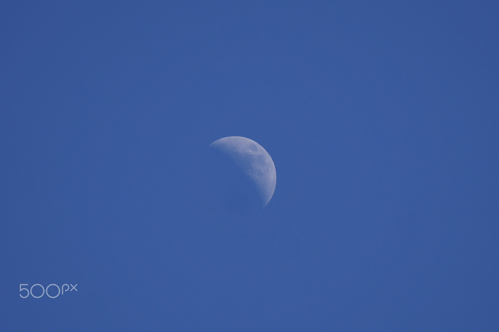 Sony E 55-210mm F4.5-6.3 OSS sample photo. Moon in the daylight photography