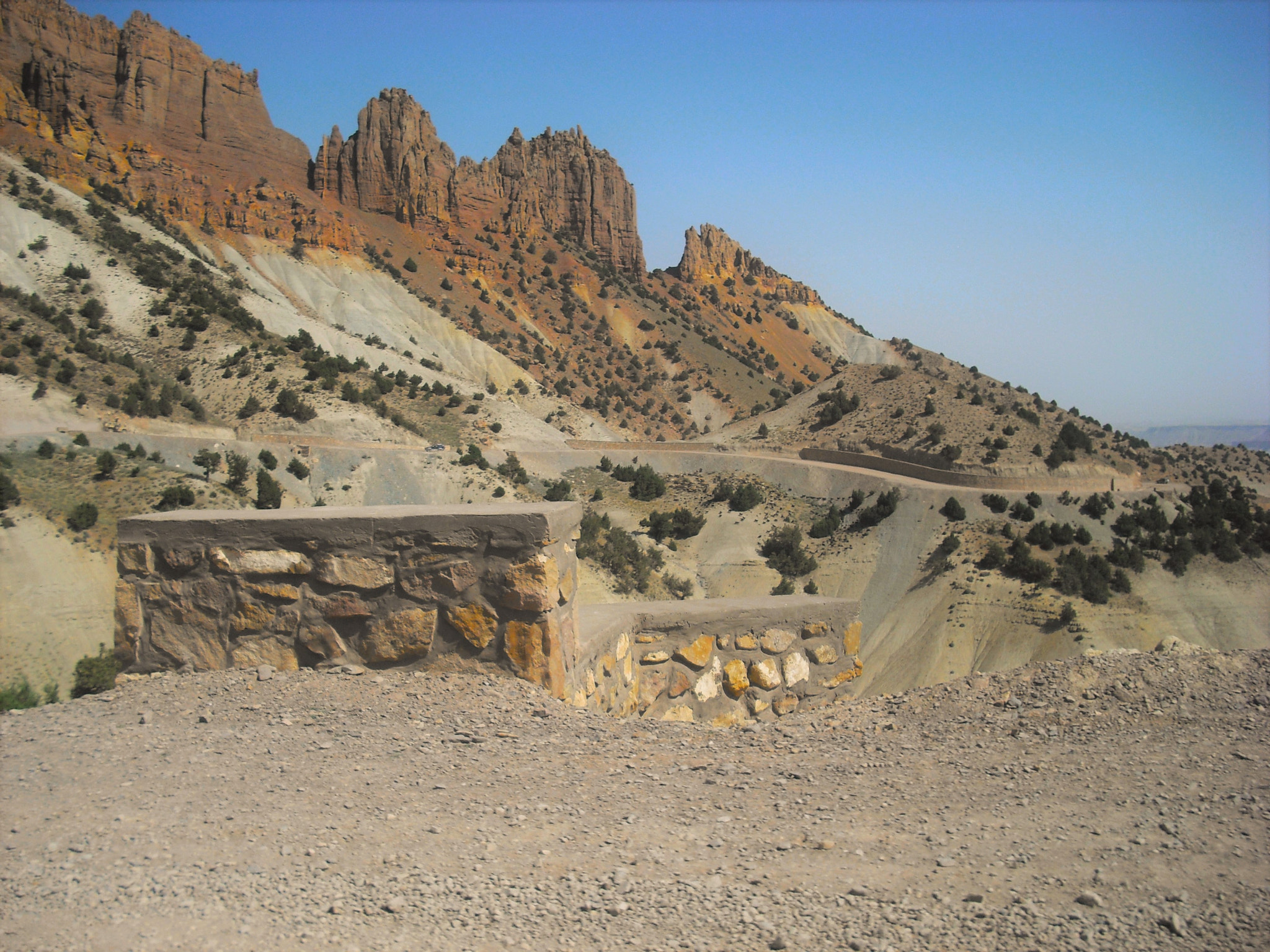 CASIO EX-Z9 sample photo. Afghan canyon photography