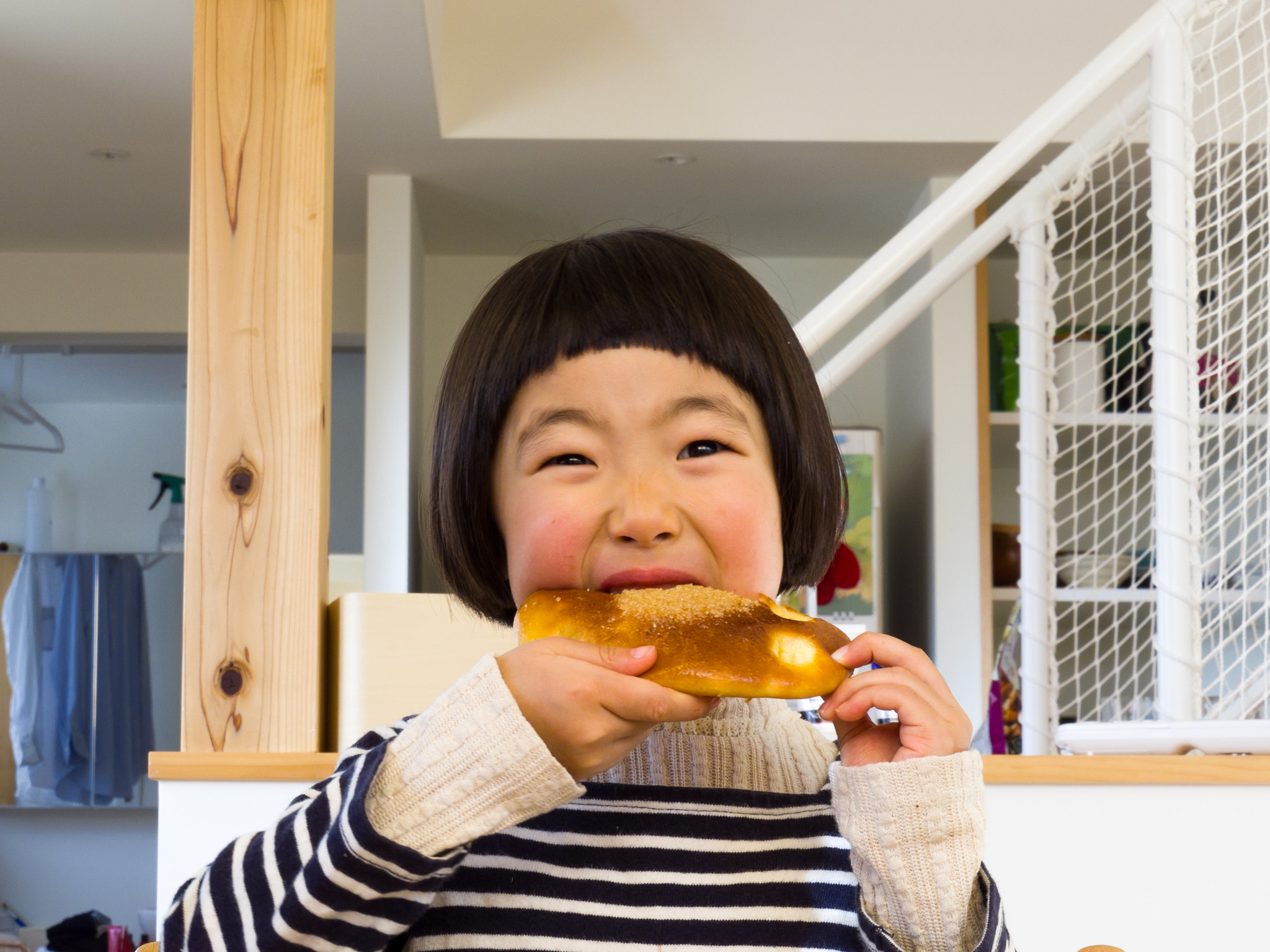 Pentax 02 Standard Zoom sample photo. Lunch time photography