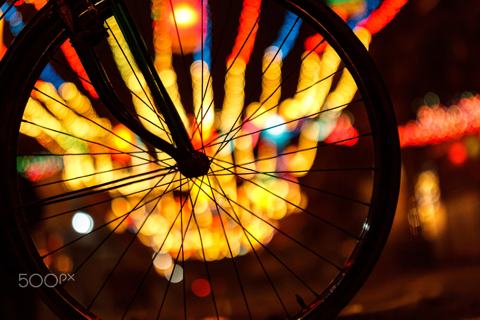 Canon EF 100mm F2.8 Macro USM sample photo. Wheel of bokeh photography