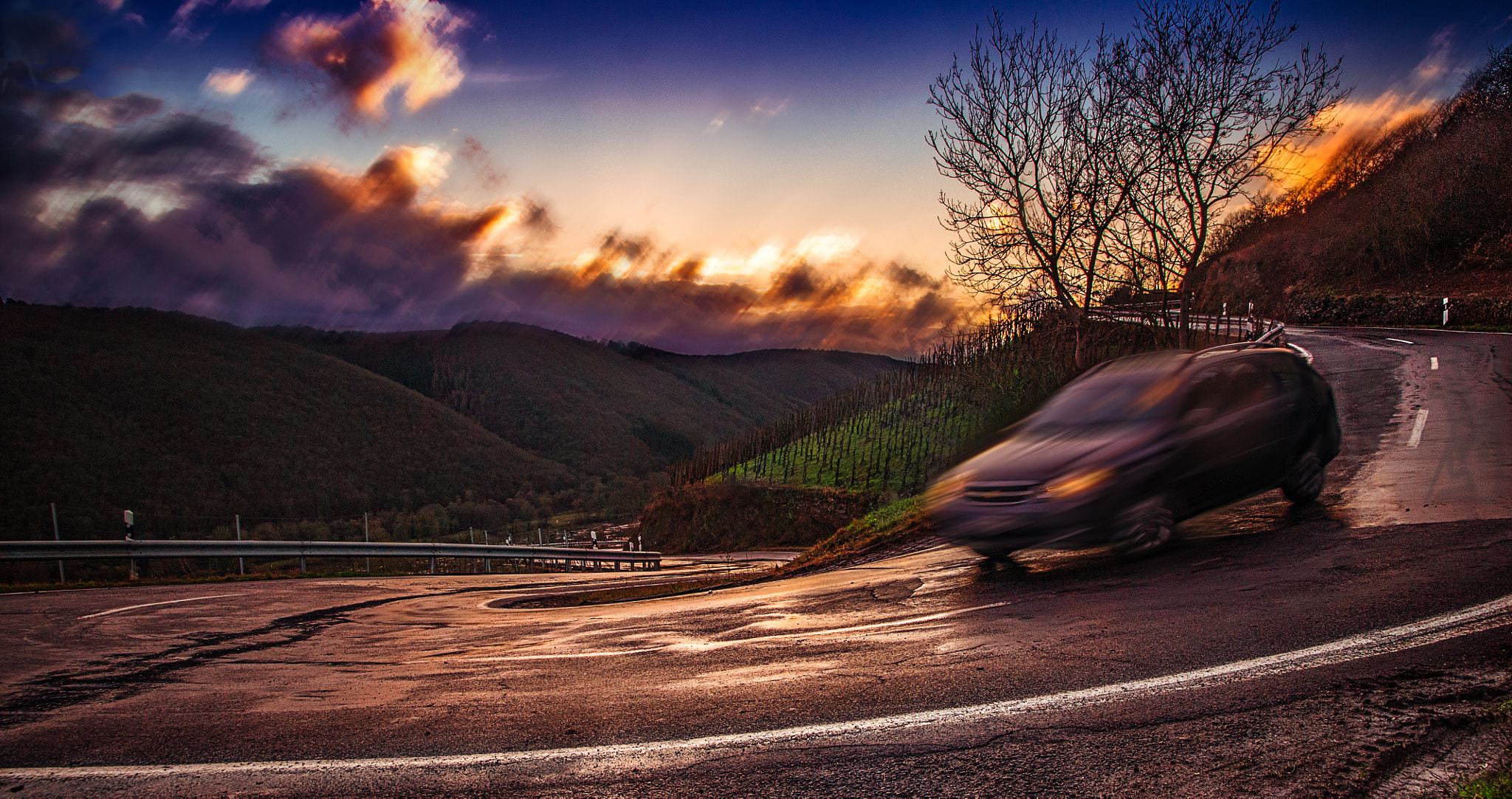 Sony Alpha DSLR-A500 + Sigma 17-70mm F2.8-4.5 (D) sample photo. Burning sky photography