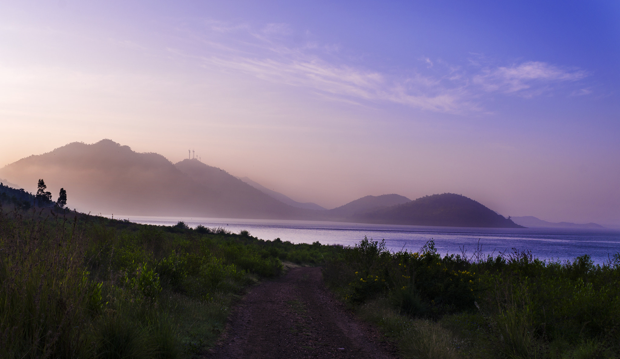 AF Zoom-Nikkor 28-85mm f/3.5-4.5 sample photo. Morning view photography