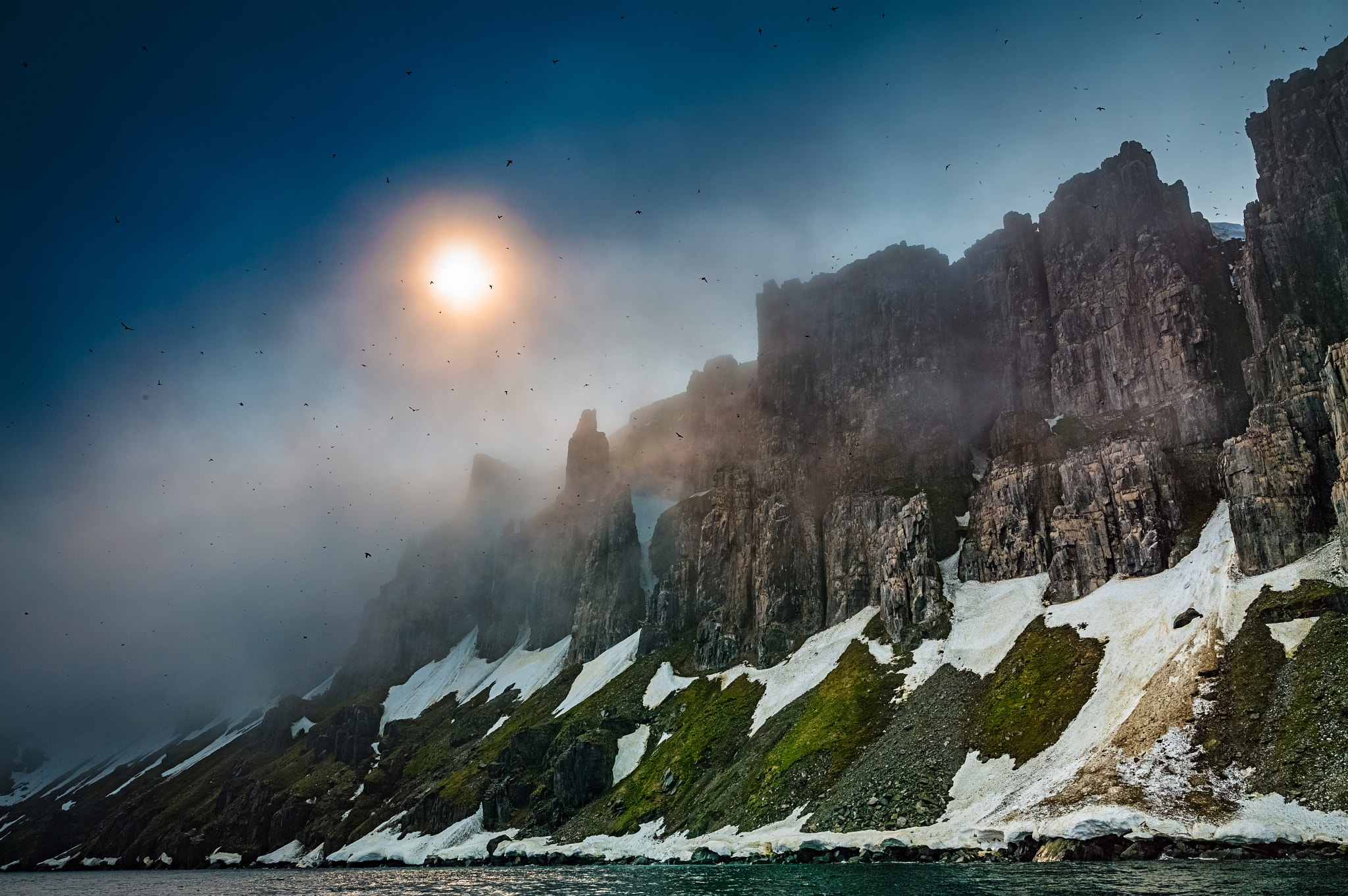 Leica S (TYP 006) + Vario-Elmar 30-90 sample photo. Alkefjellet, spitzbergen im nebel photography