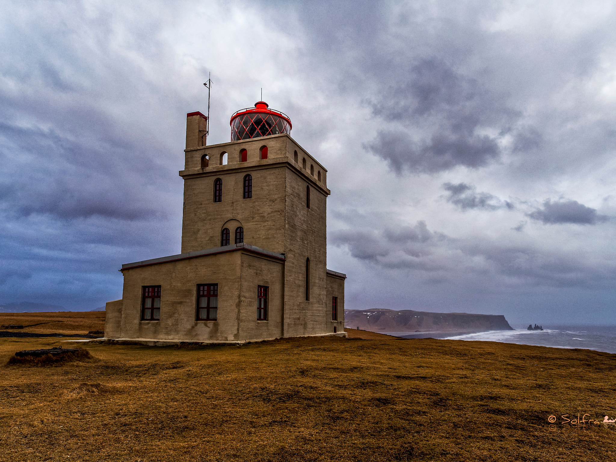 OLYMPUS M.12mm F2.0 Ltd Blk sample photo. Storm photography