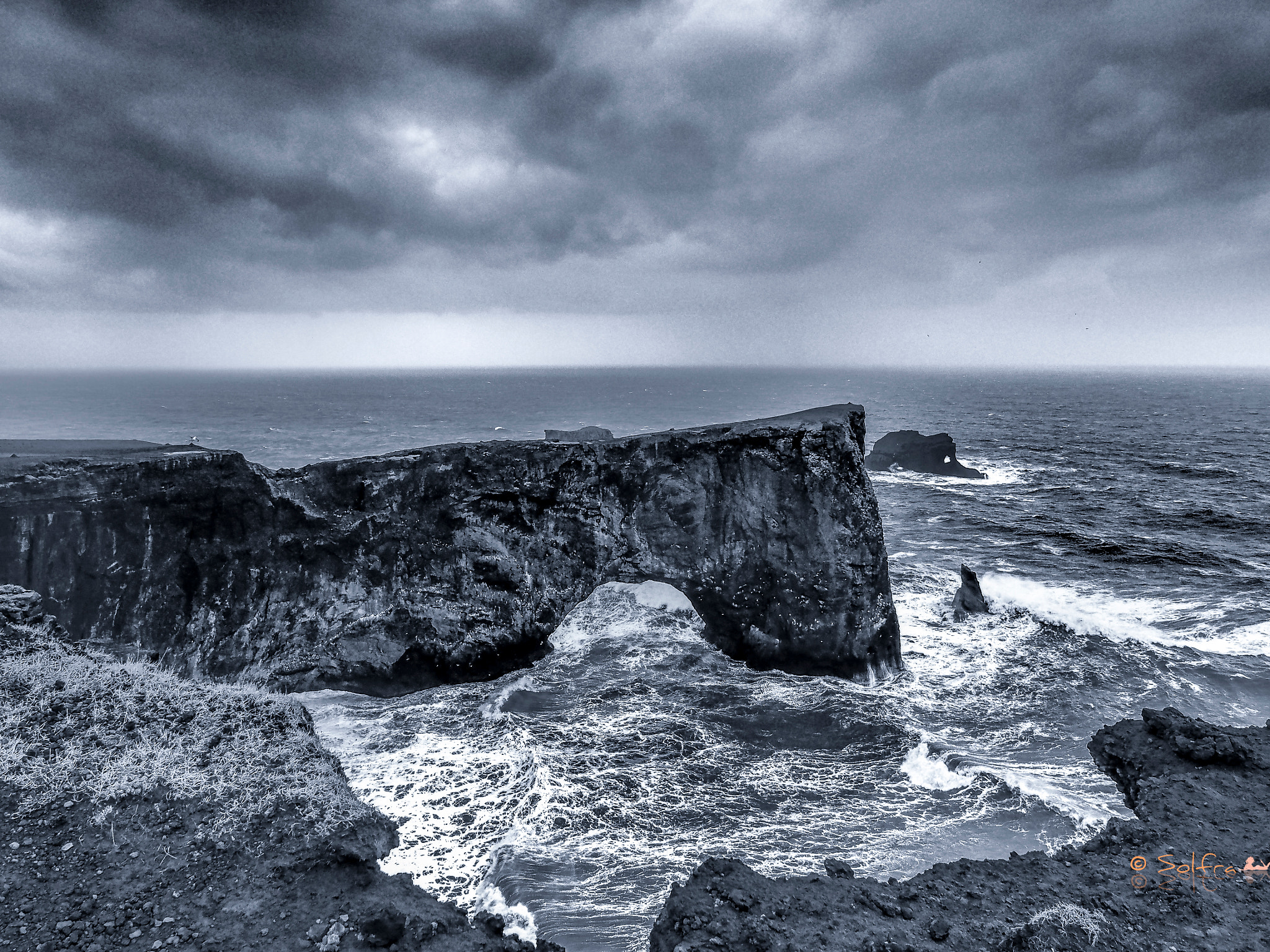 Olympus OM-D E-M5 + OLYMPUS M.12mm F2.0 Ltd Blk sample photo. Storm photography