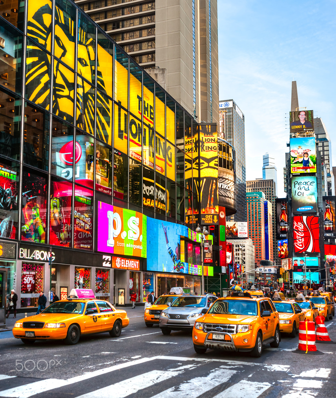 Minolta AF 17-35mm F3.5 G sample photo. New york city - times square photography