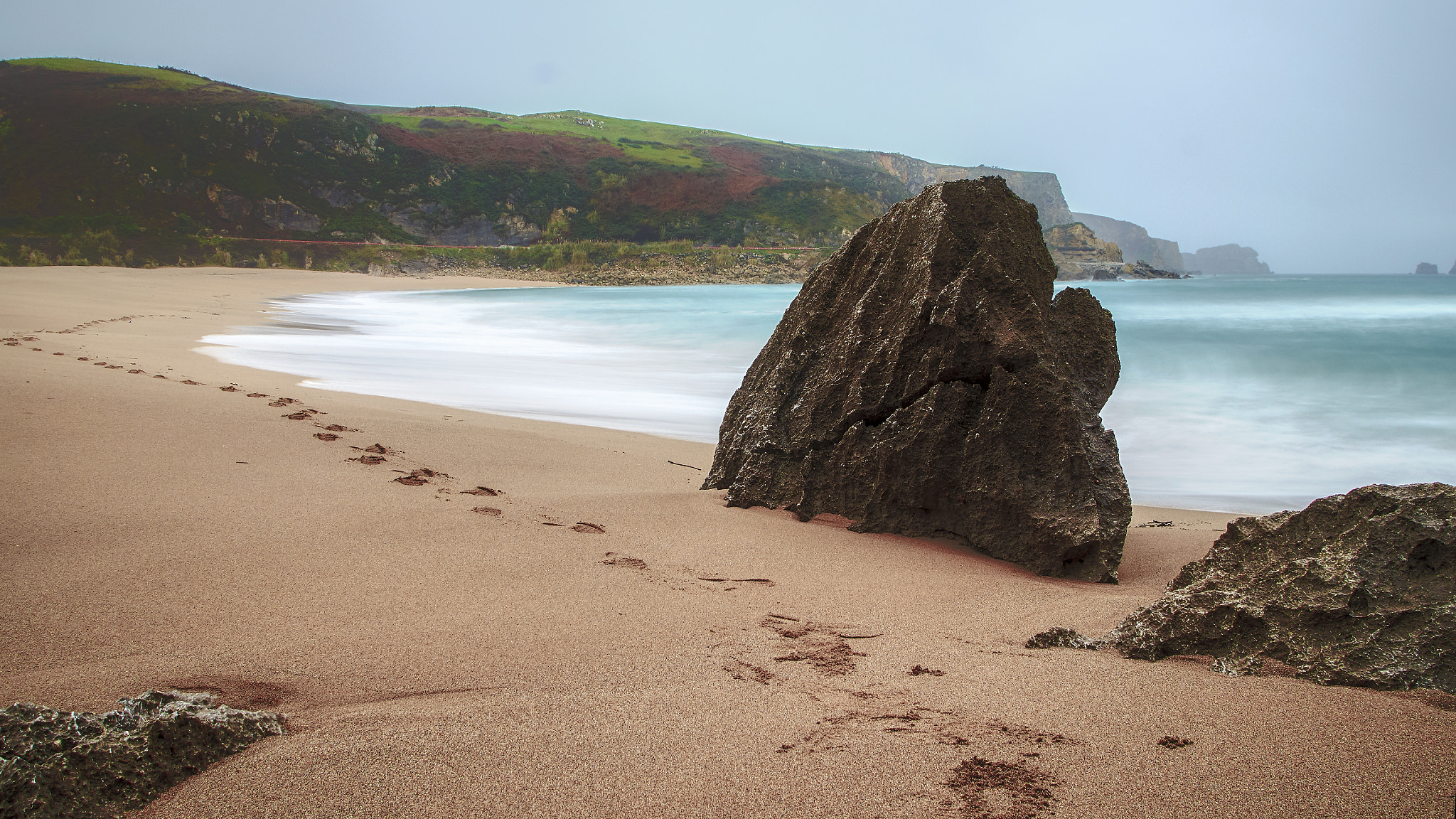 Sony Alpha NEX-C3 + Sony DT 50mm F1.8 SAM sample photo. Playa de usgo photography