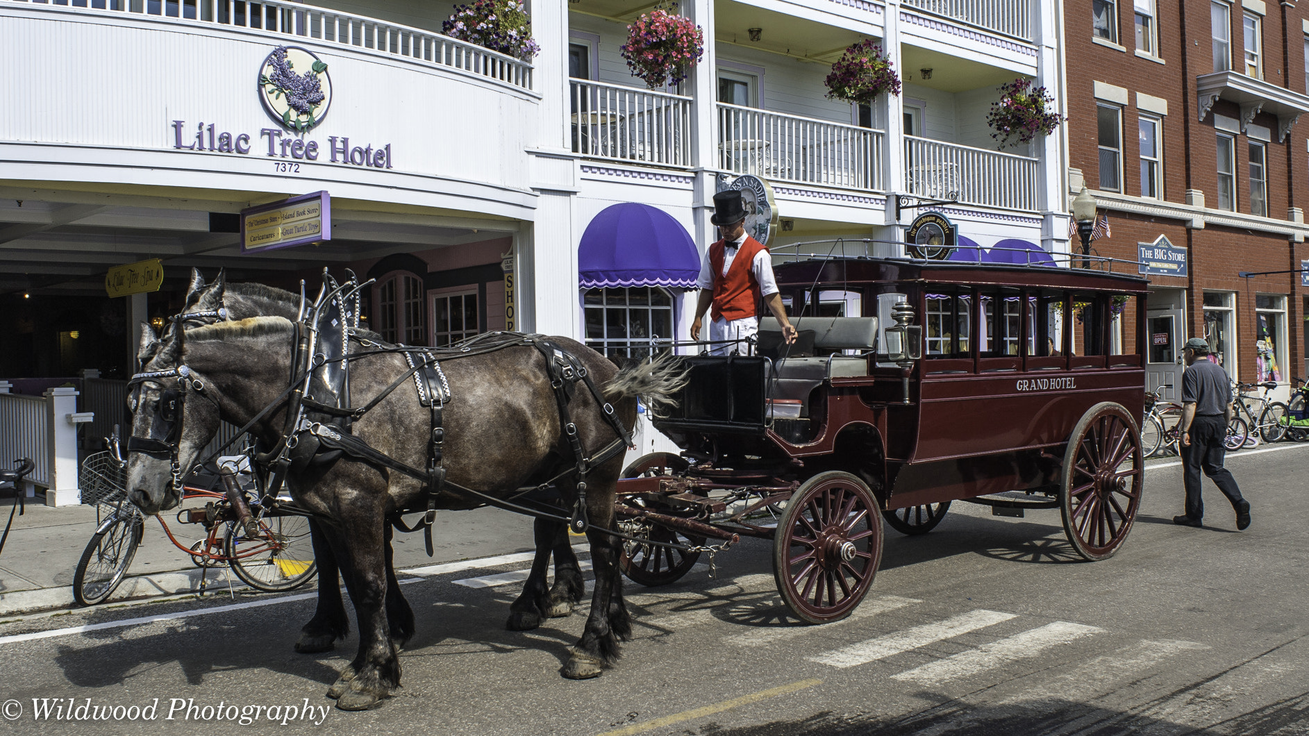 Nikon D200 + Nikon AF Nikkor 24mm F2.8D sample photo. Mackinaw island photography