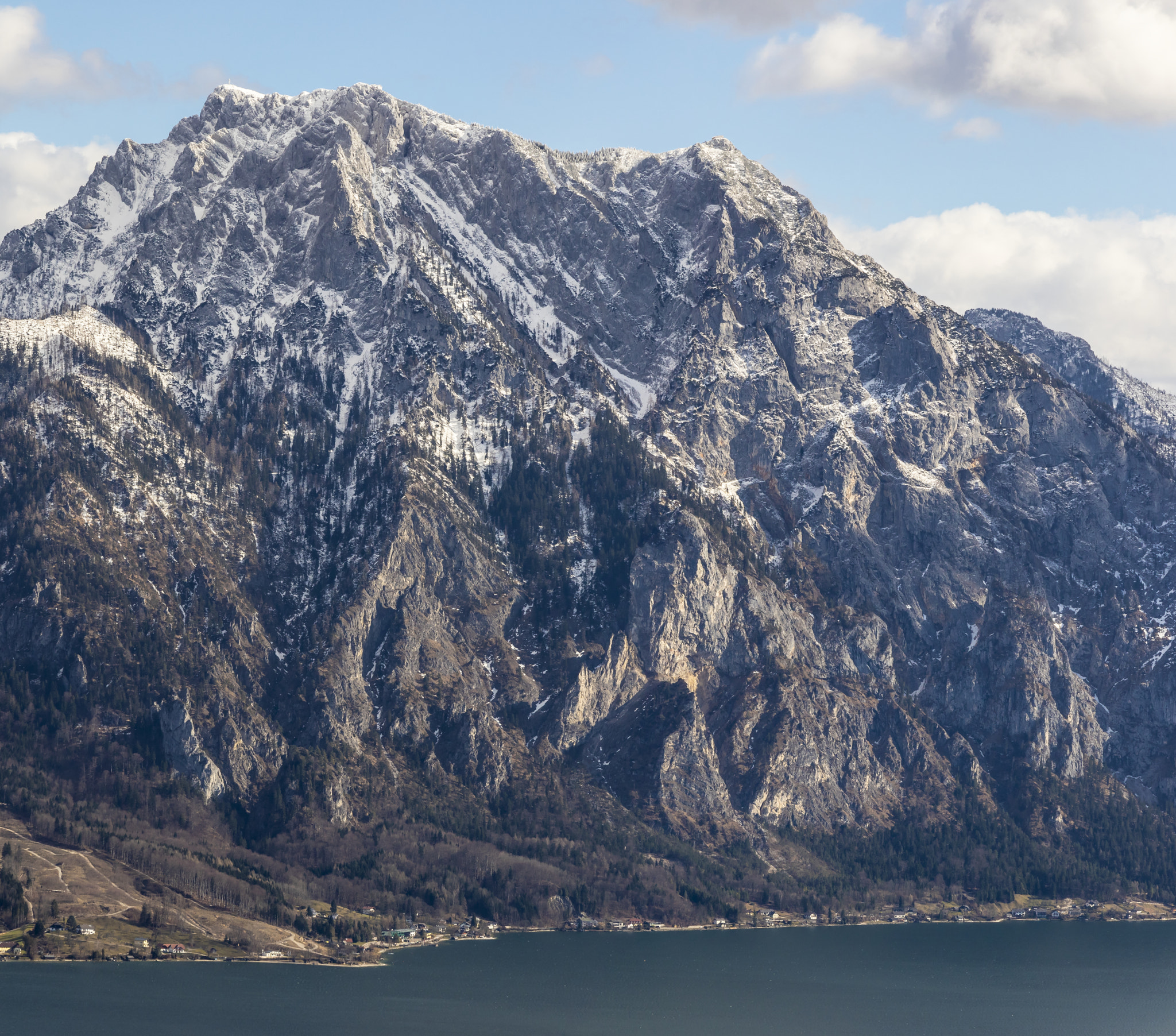 Sigma 24-105mm f/4 DG OS HSM | A sample photo. Traunstein vom gmundnerberg photography