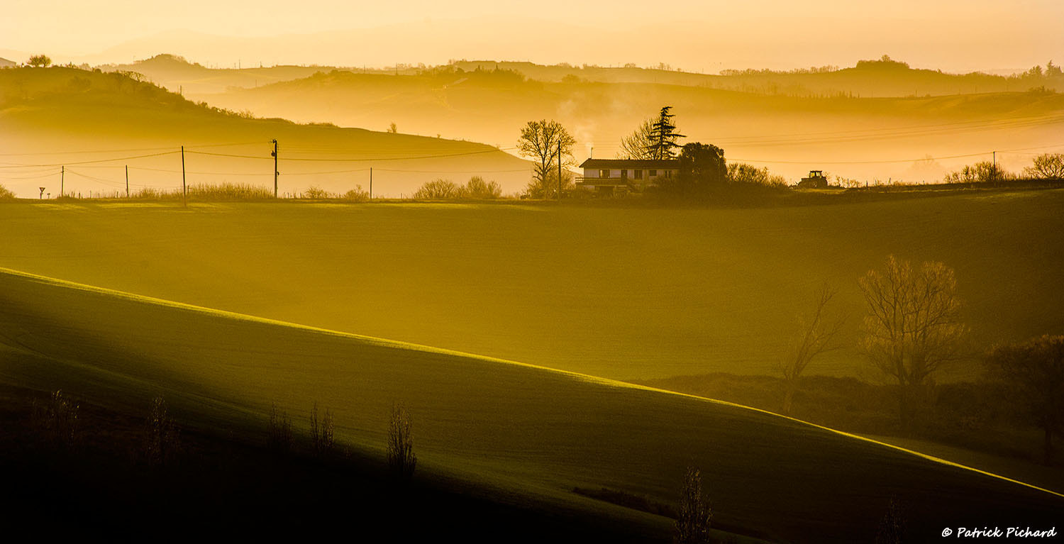 Nikon D810 + AF Nikkor 180mm f/2.8 IF-ED sample photo. Colline du volvestre photography