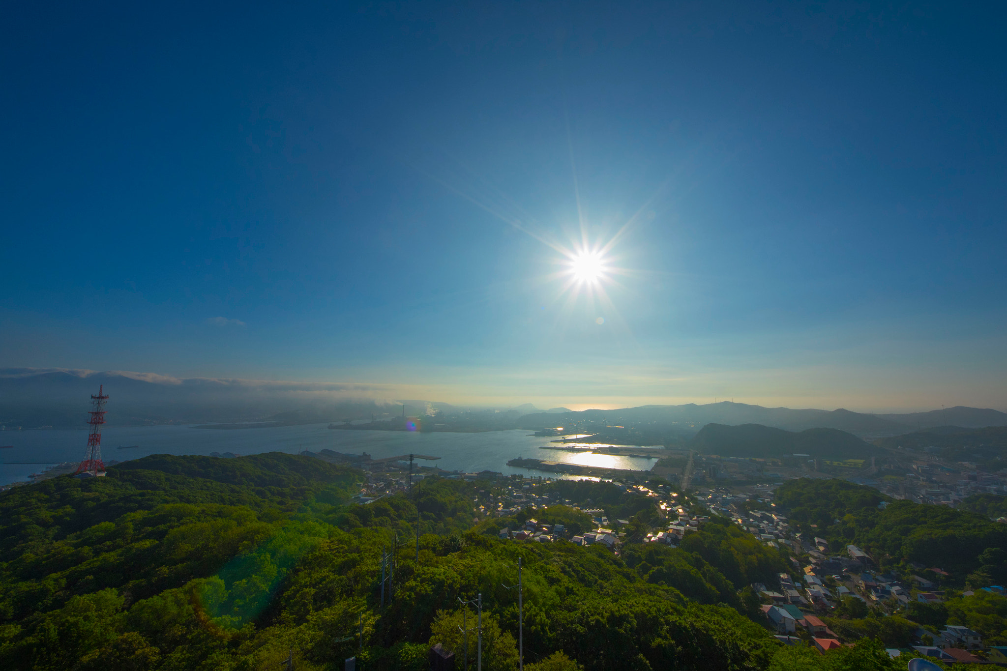 Sigma 8-16mm F4.5-5.6 DC HSM sample photo. Morning of muroran city photography