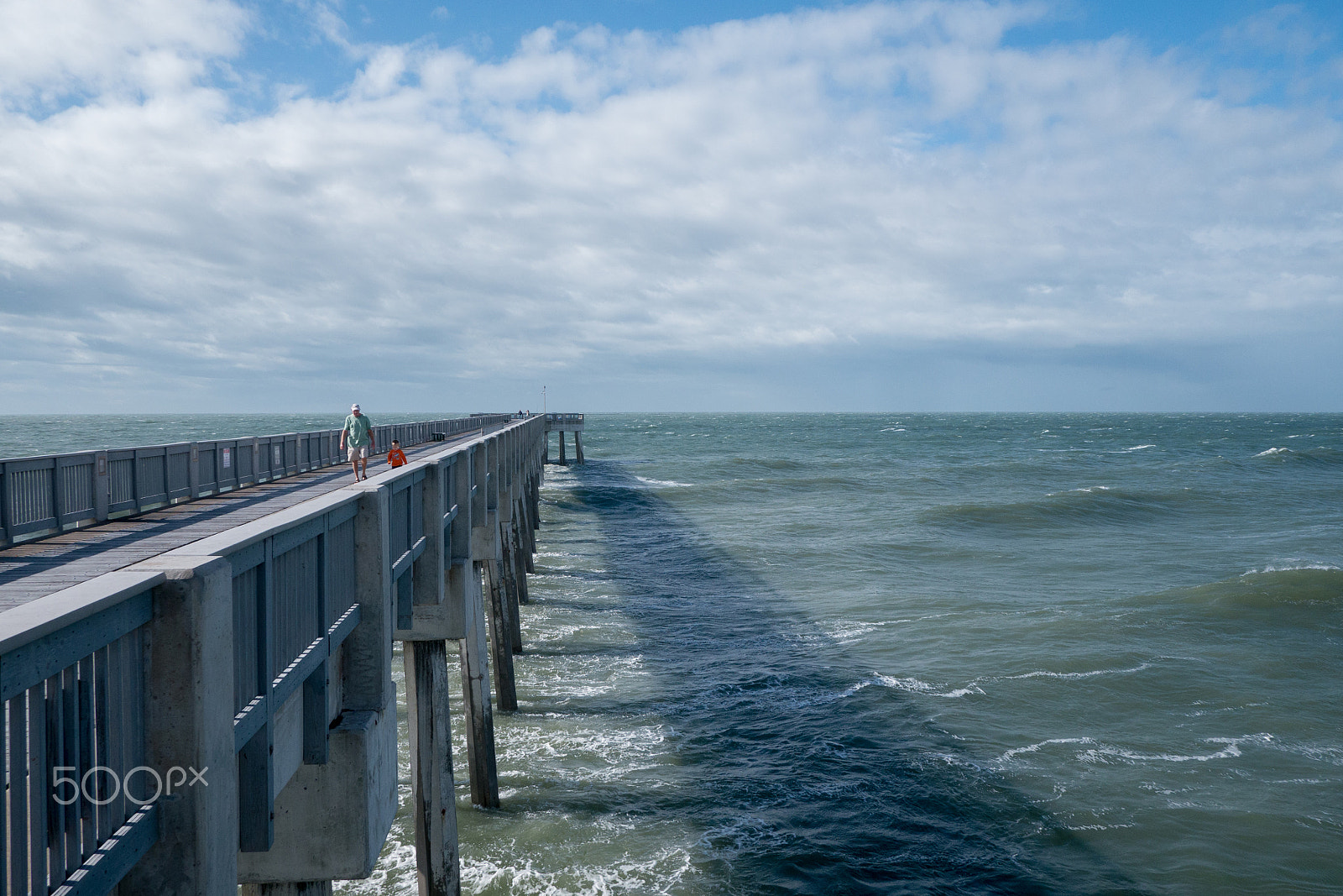 Panasonic Lumix DMC-G5 + Panasonic Lumix G 14mm F2.5 ASPH sample photo. Pier photography
