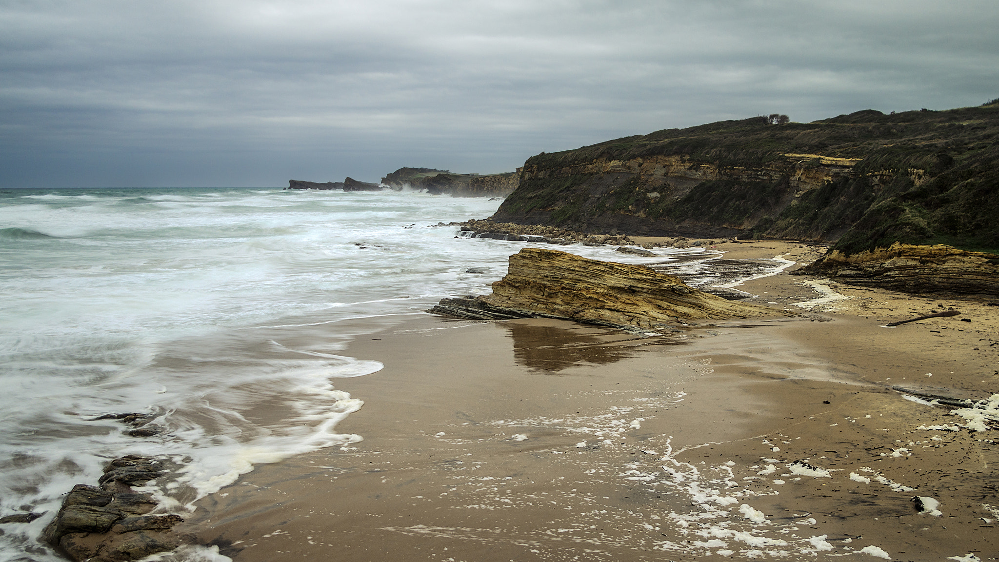 Sony Alpha NEX-C3 + Sony DT 50mm F1.8 SAM sample photo. Liencres photography