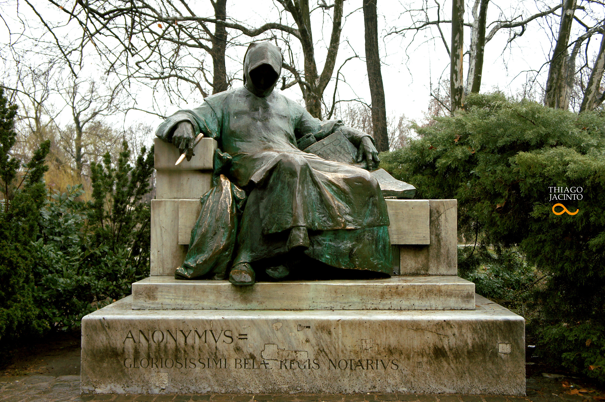 Sony Alpha NEX-C3 sample photo. Anonymous photography
