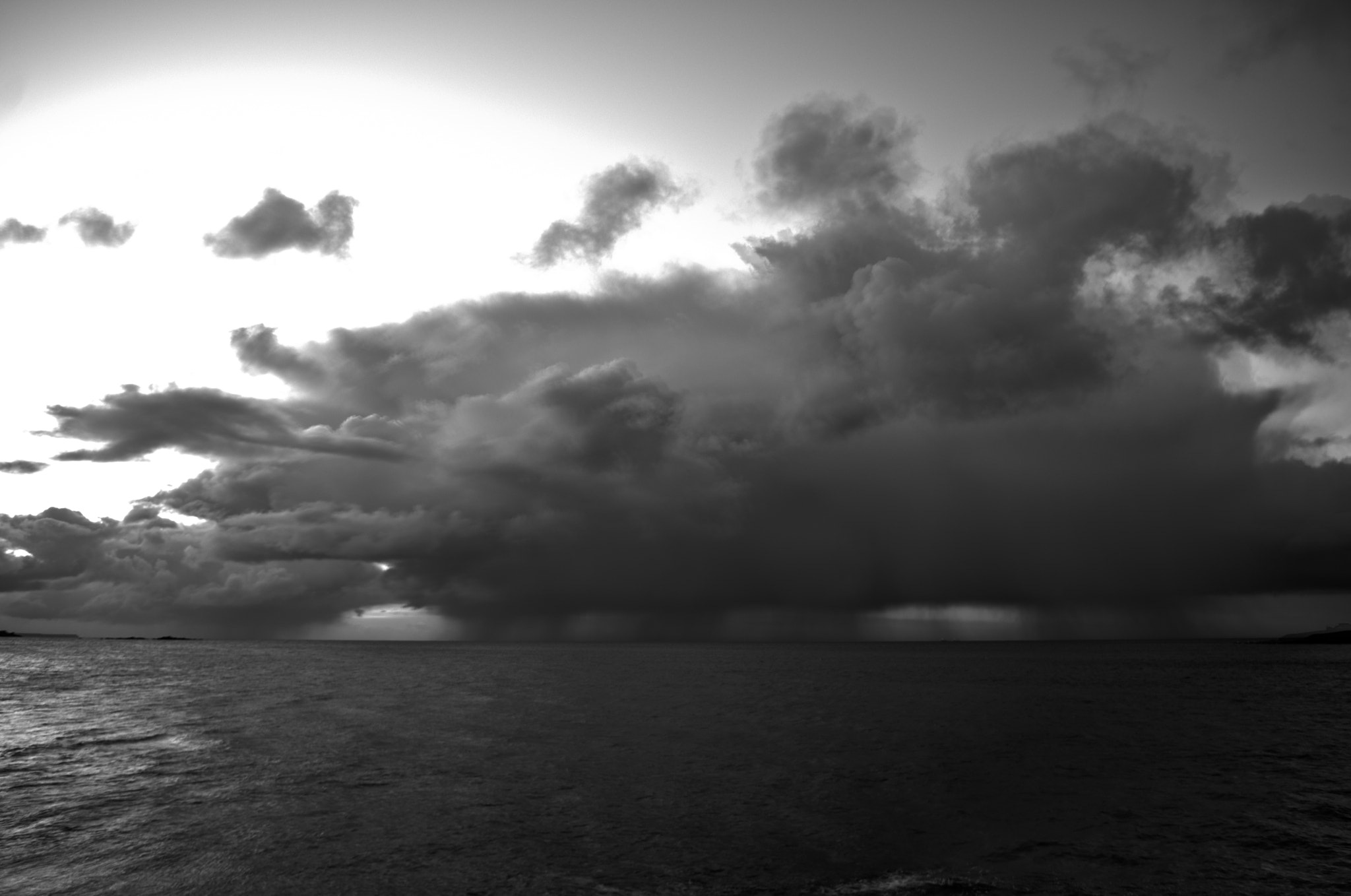 smc PENTAX-DA L 18-55mm F3.5-5.6 sample photo. Marazion squall hdr photography