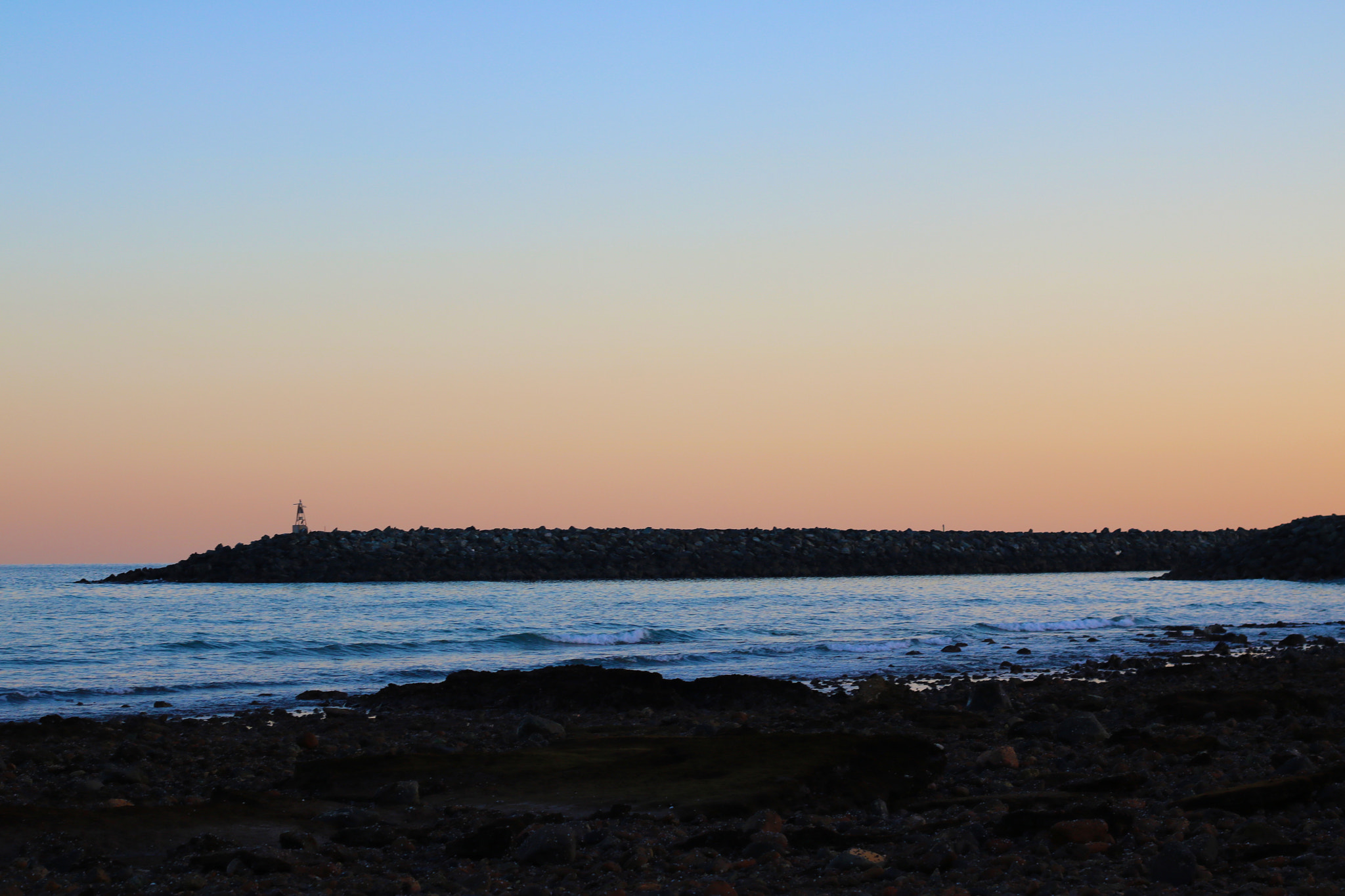 Canon EOS 750D (EOS Rebel T6i / EOS Kiss X8i) + Canon EF 50mm F1.8 II sample photo. Img jj photography