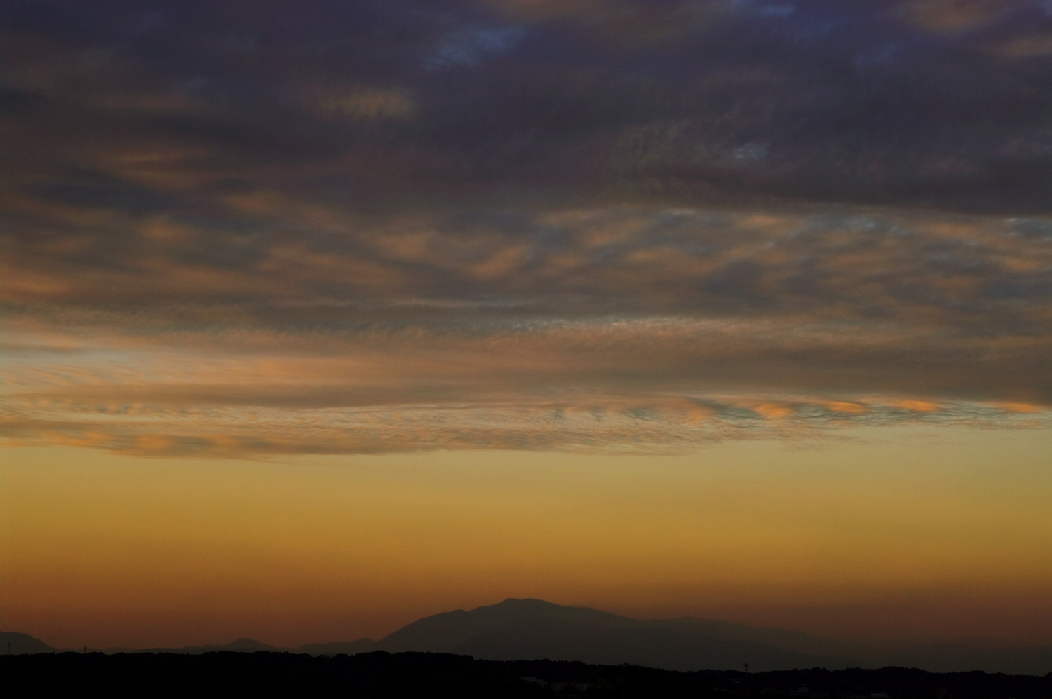 Pentax K20D sample photo. Ridge line of the mountain photography