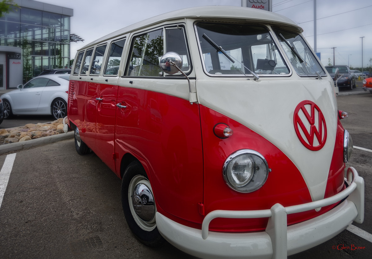 Pentax K-5 sample photo. Vw bus photography