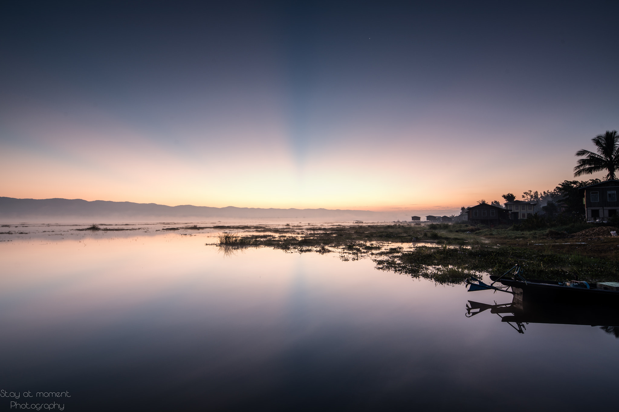 Canon TS-E 17mm F4L Tilt-Shift sample photo. Inle lake sunrise photography