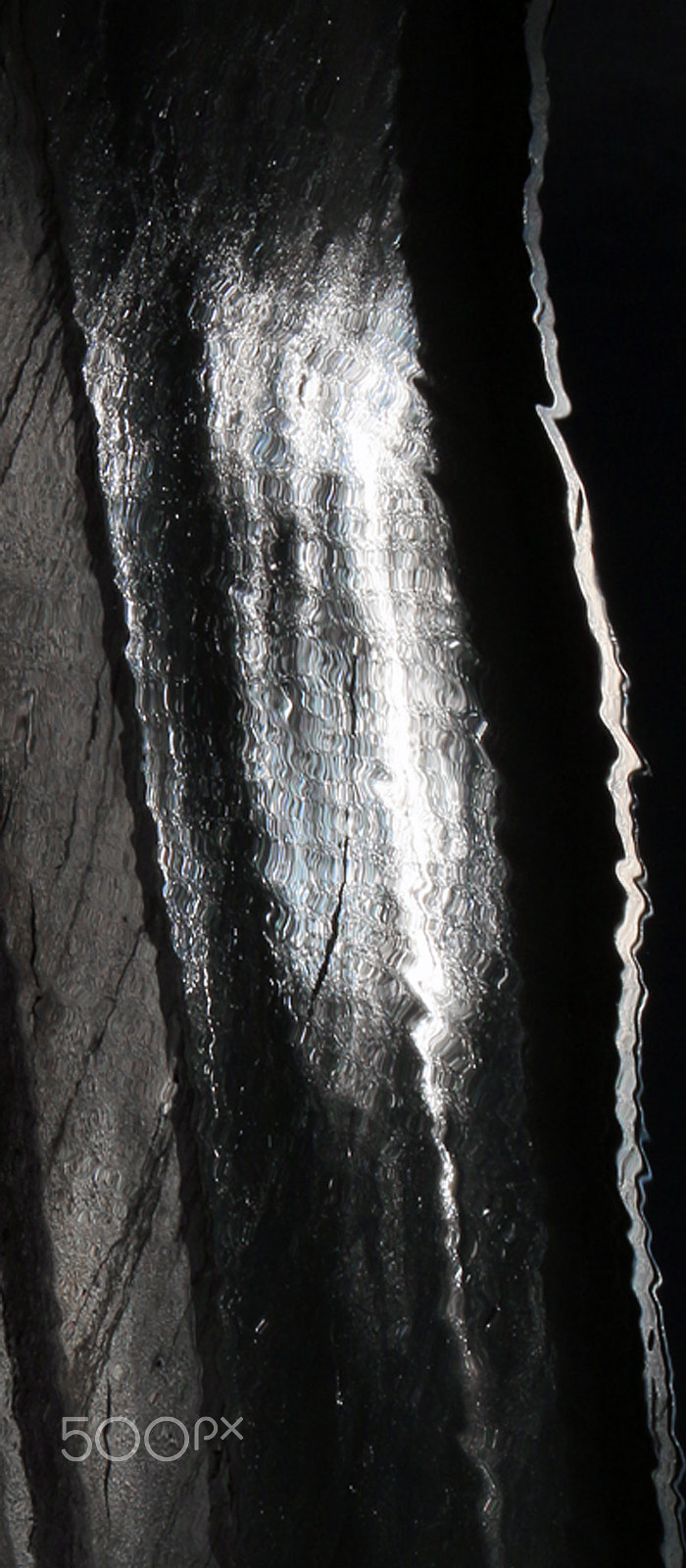 Canon EF 70-200mm F4L IS USM sample photo. Illusion photography