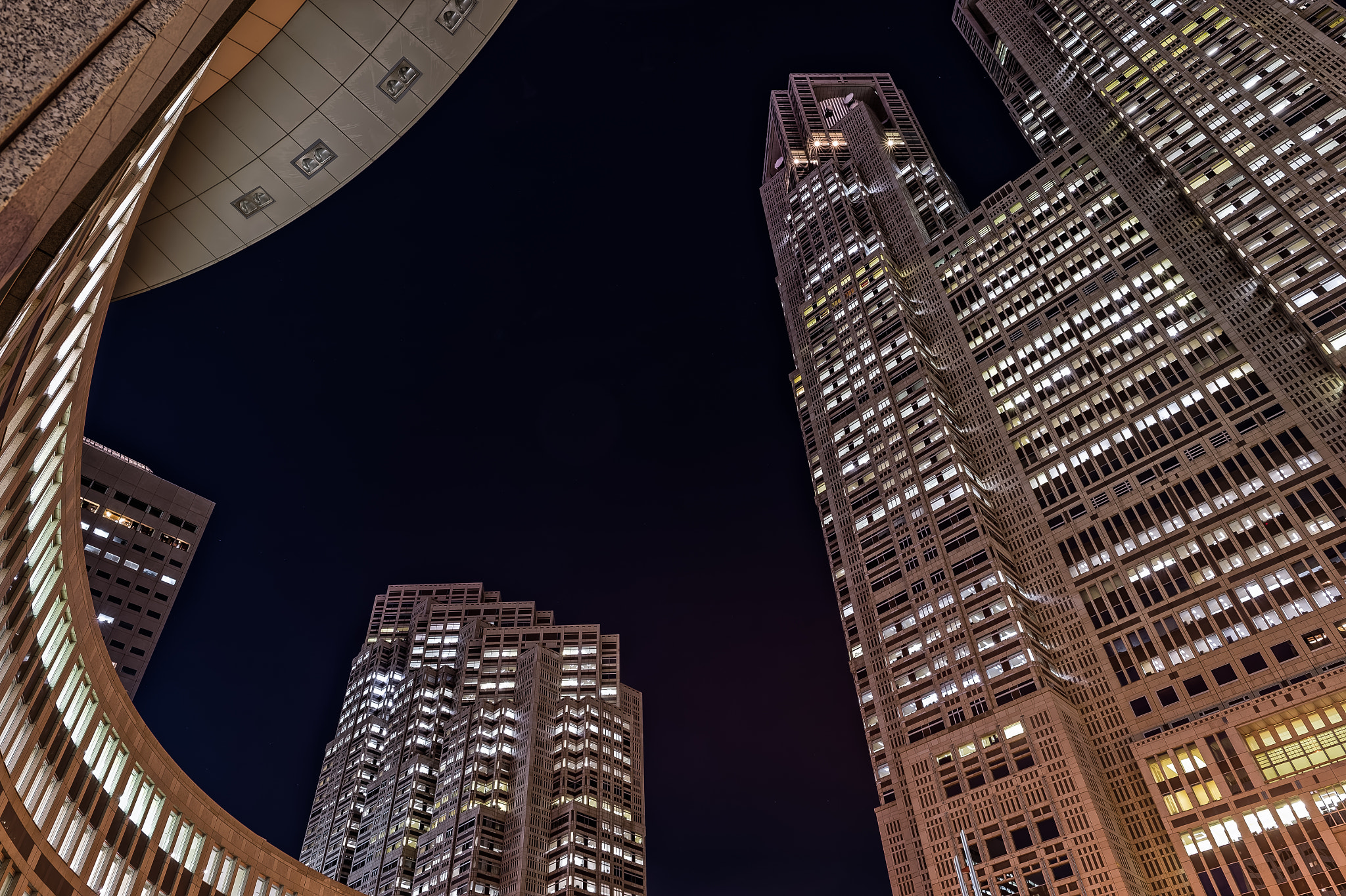 Nikon AF-S Nikkor 24mm F1.4G ED sample photo. Beautiful tokyometropolitan government photography