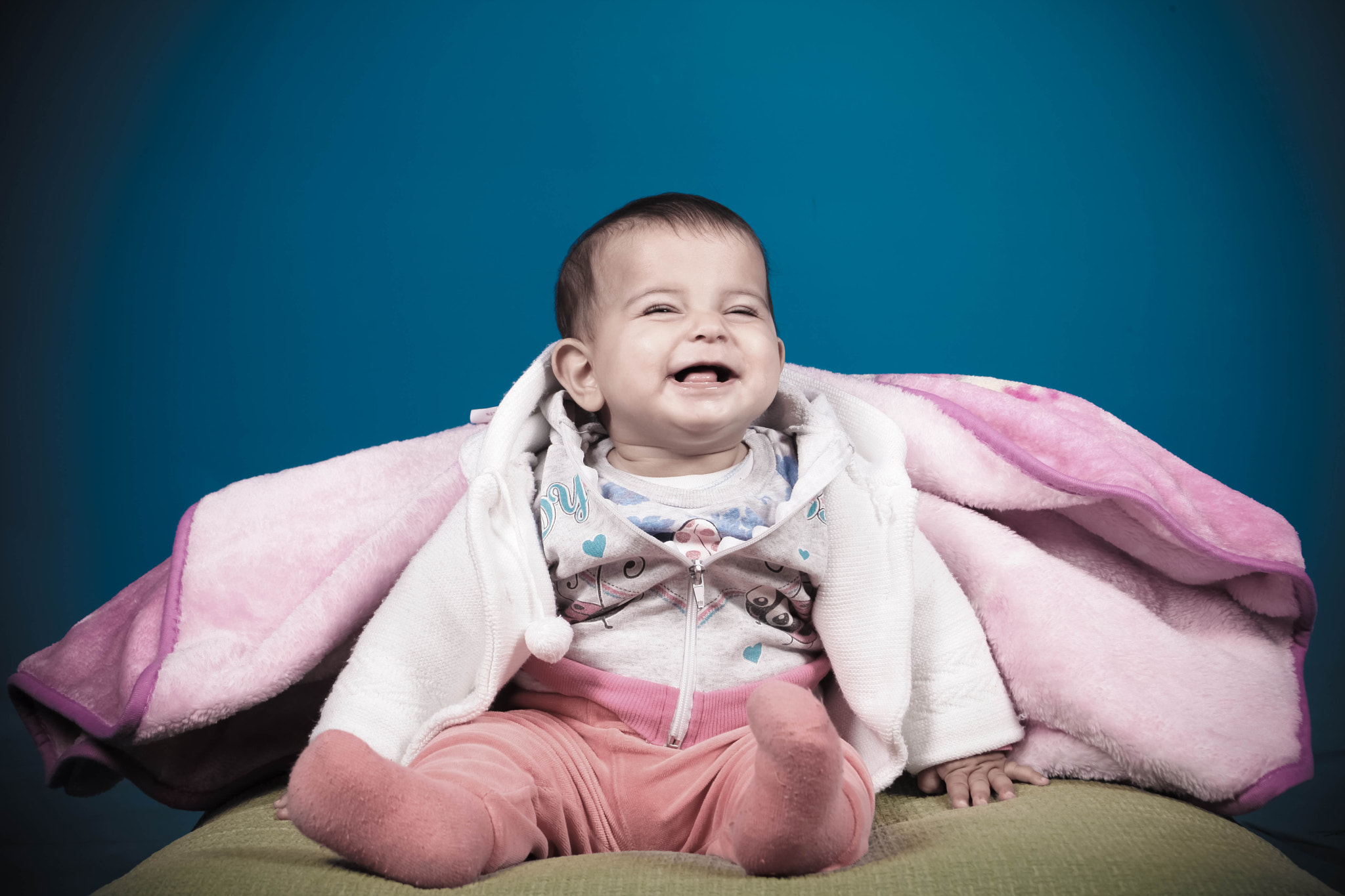 Canon EF 28-70mm f/3.5-4.5 sample photo. Baby photography