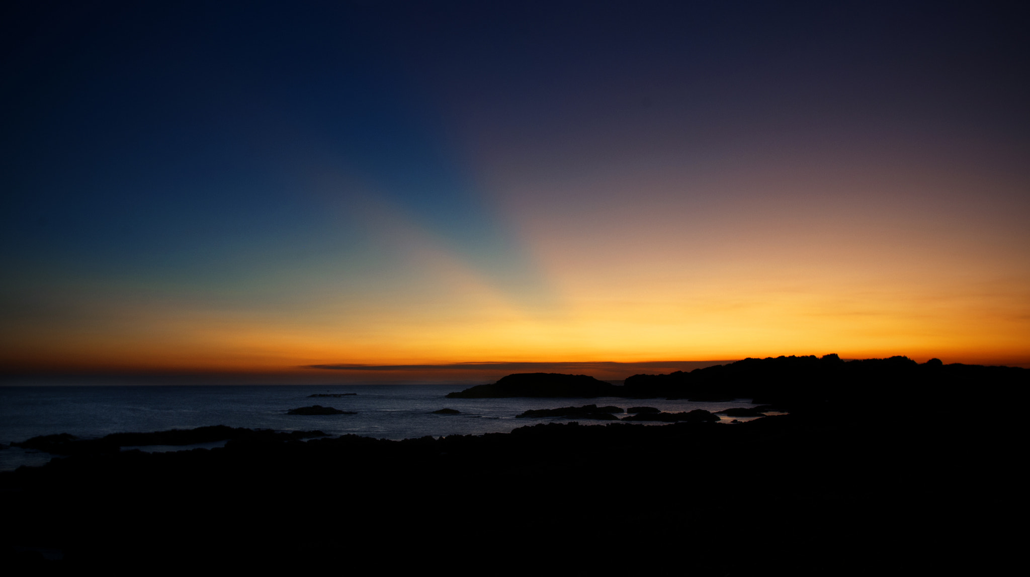 Sigma 17-50mm F2.8 EX DC OS HSM sample photo. Last light of day photography