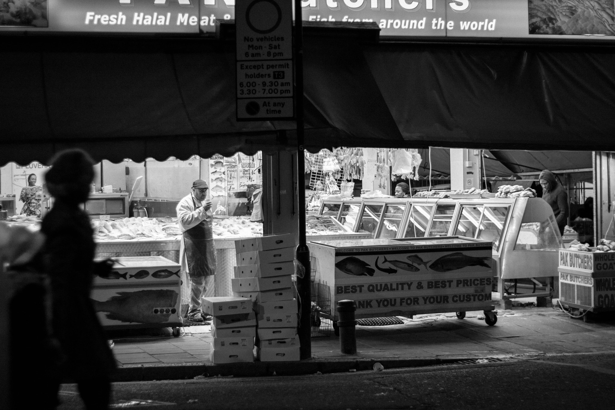 Canon EOS 750D (EOS Rebel T6i / EOS Kiss X8i) + Canon EF 50mm F1.8 II sample photo. The butchers | dalston | east london photography