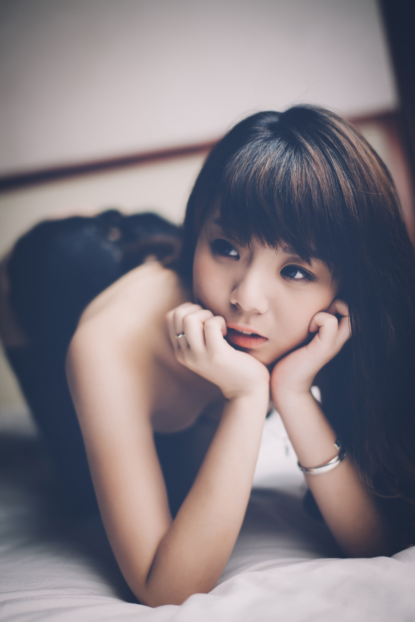 Canon EOS-1Ds Mark III sample photo. Girl's eyes2 photography