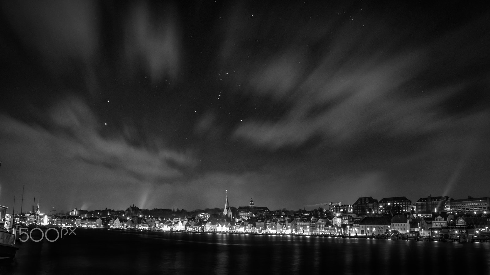 Sony FE 28mm F2 sample photo. Cloud cover flensburg. photography