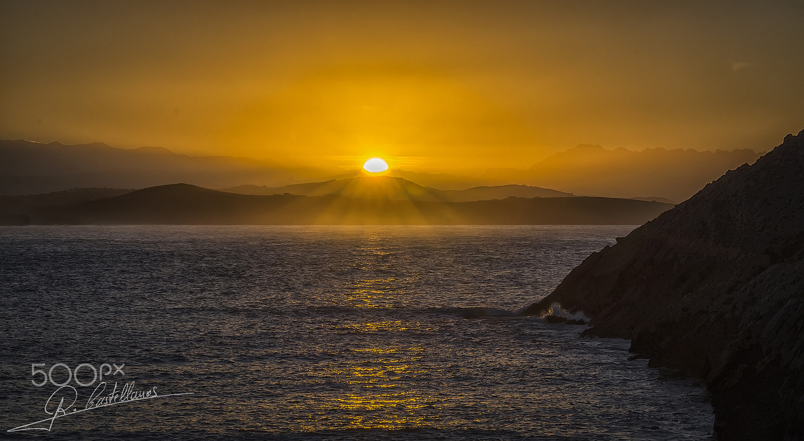 Sony SLT-A58 + 70-200mm F2.8 sample photo. Atardecer en liencres (cantabria), spain photography