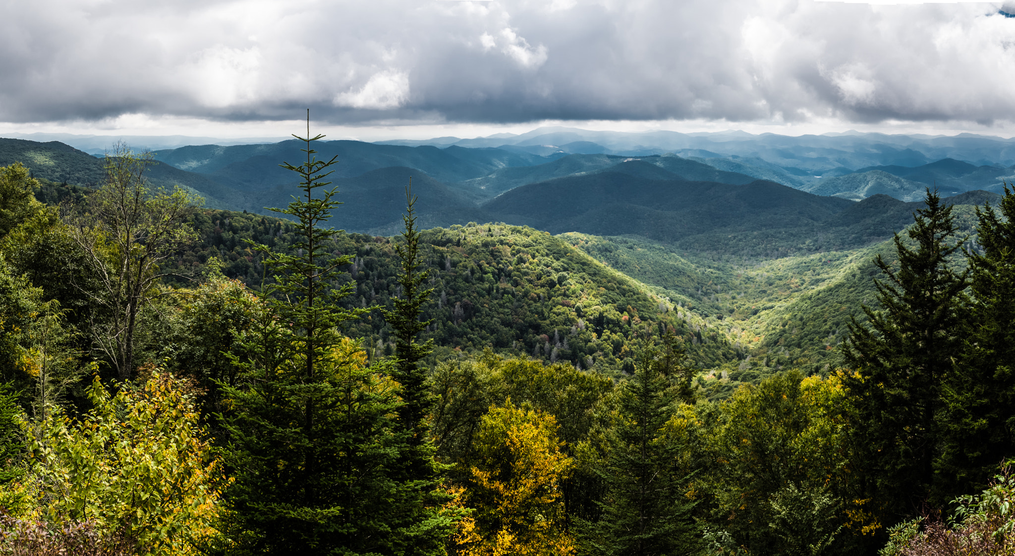 AF Zoom-Nikkor 28-80mm f/3.3-5.6G sample photo. Wolf mountain 8 photography