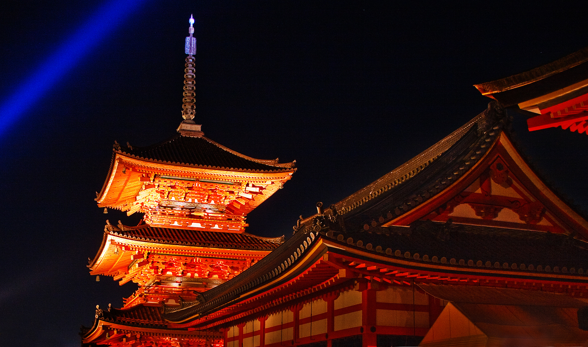 Canon EOS 400D (EOS Digital Rebel XTi / EOS Kiss Digital X) sample photo. Five-storied pagoda: horyu-ji temple photography