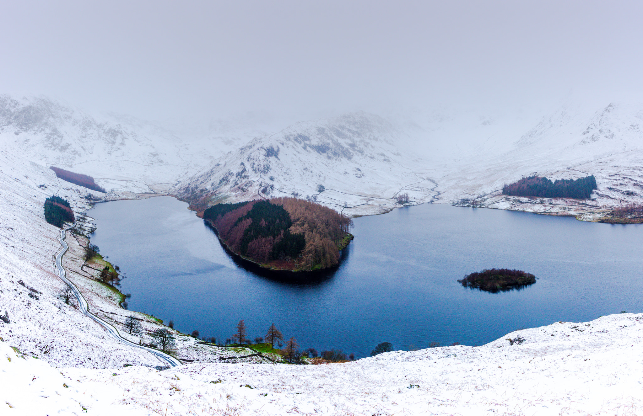 Sony Alpha NEX-7 + 24-70mm F4 ZA OSS sample photo. The rigg in winter photography