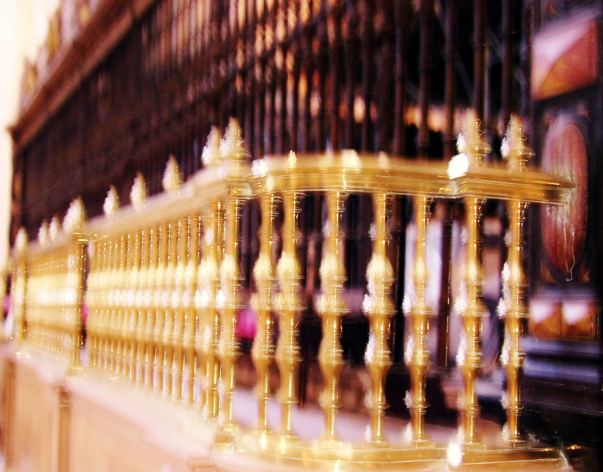 VQ 4.0M DigitalCAM sample photo. * * * * *golden faith* * * * * photography
