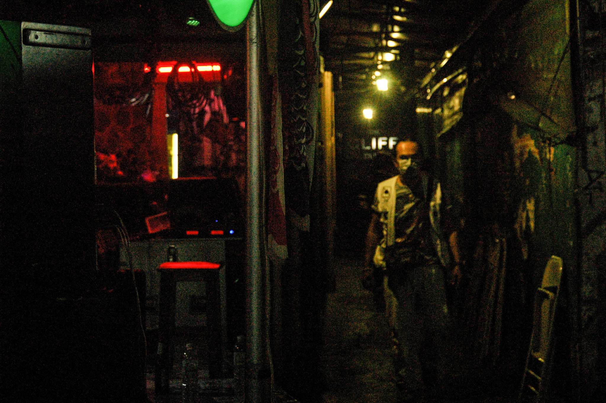Nikon D70 sample photo. Kaosan rd photography