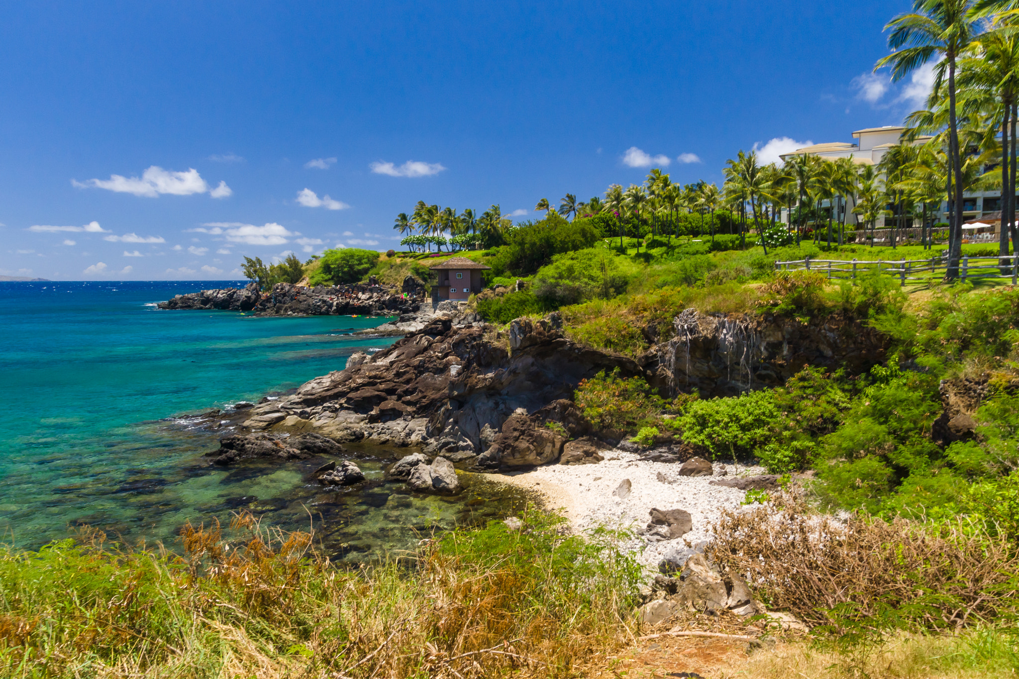 Sony SLT-A65 (SLT-A65V) sample photo. Namalu bay photography