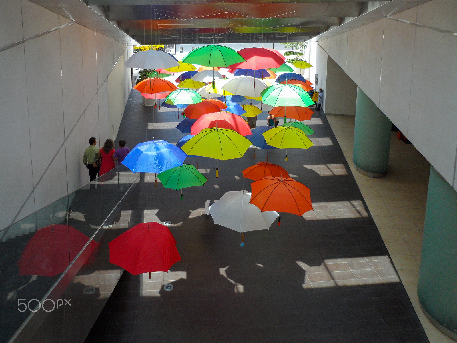 Samsung PL170,PL171 / VLUUPL170,PL171 sample photo. Multicolored umbrellas down the hall photography