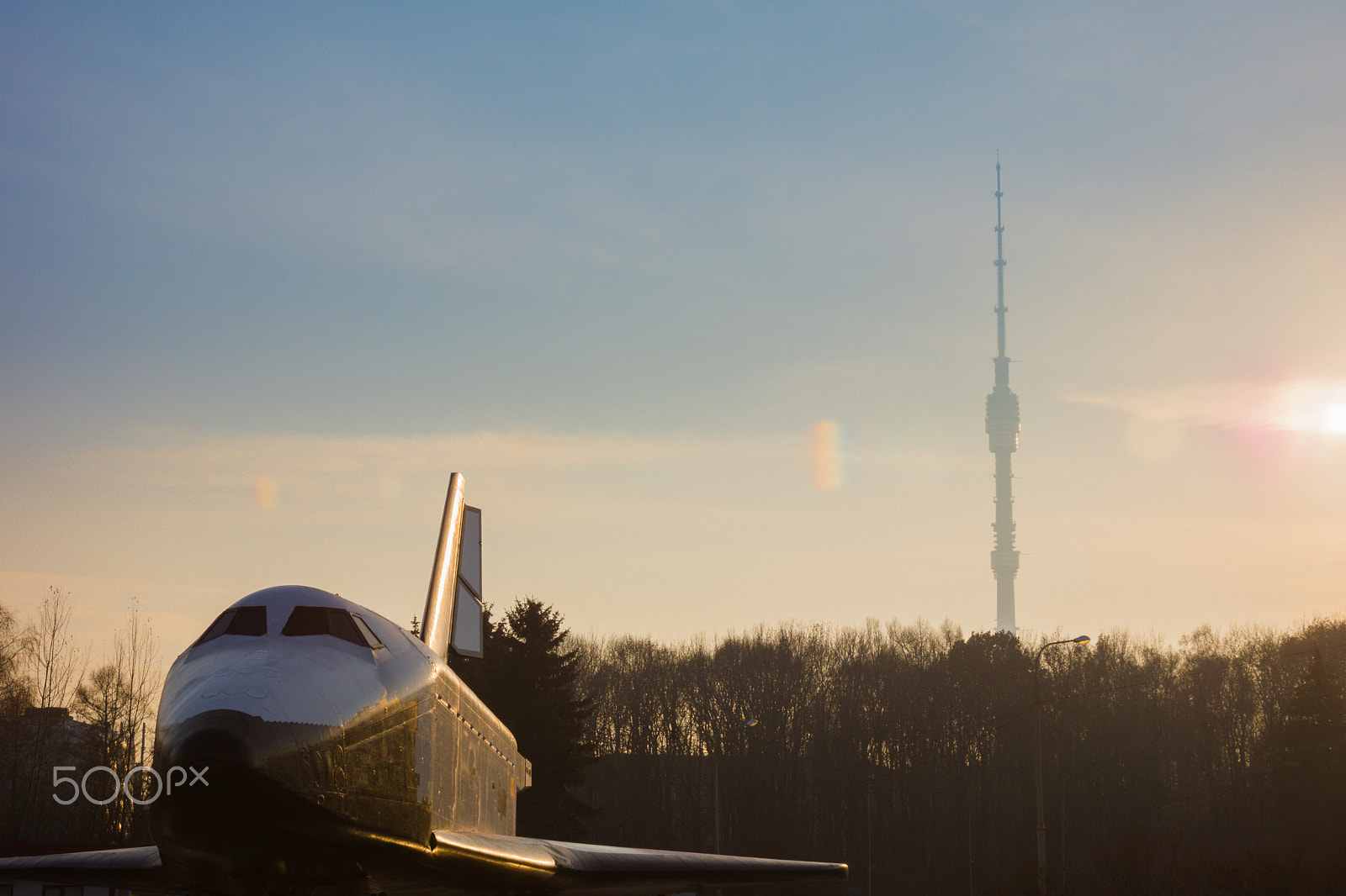 Minolta AF 24-85mm F3.5-4.5 [New] sample photo. "buran" - soviet space shuttle photography